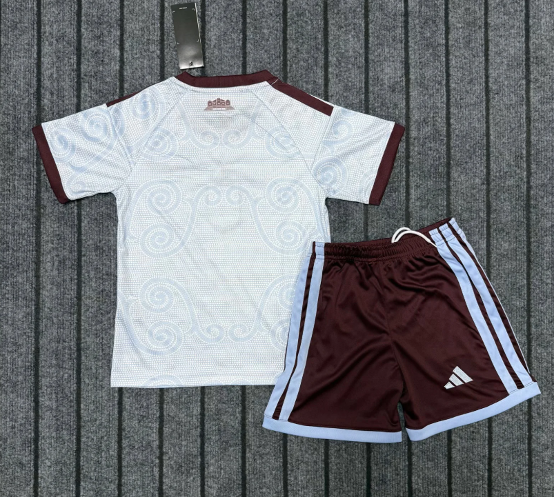 2026/2027 Aston Villa Terceira Fora Camisa de futebol Camisa Qualidade tailandesa 1:1 Tamanho infantil - Image 2