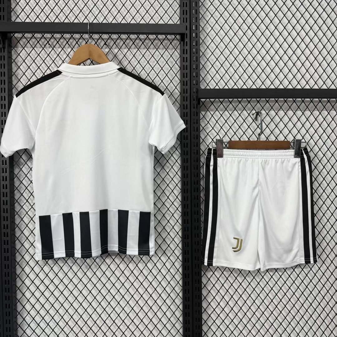 2026/2027 Juventus Домашняя Футбольная футболка Тайское качество 1:1 Детский размер — изображение 3