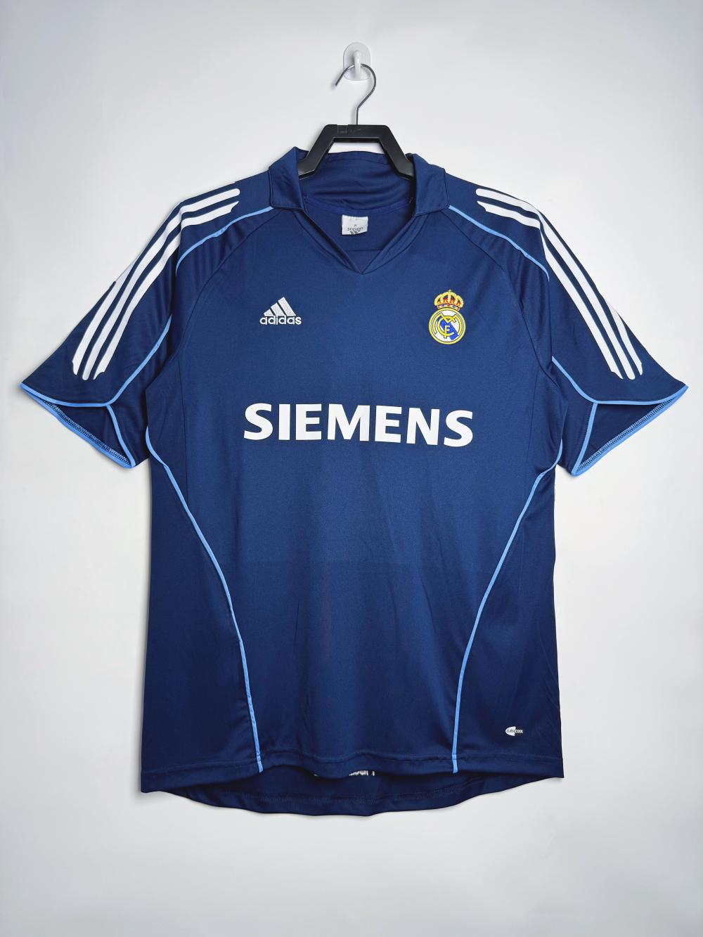 2005/2006 Ретро Real Madrid Гостевая Футбольная футболка Тайское качество 1:1