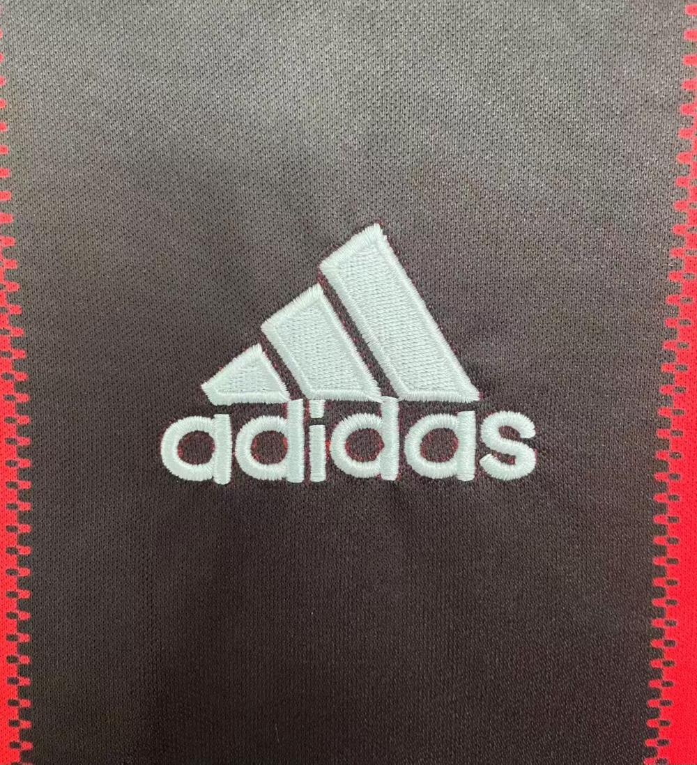 2010-2011 Retro AC Milan Home Football Shirt 1:1 Thai Quality - Image 6