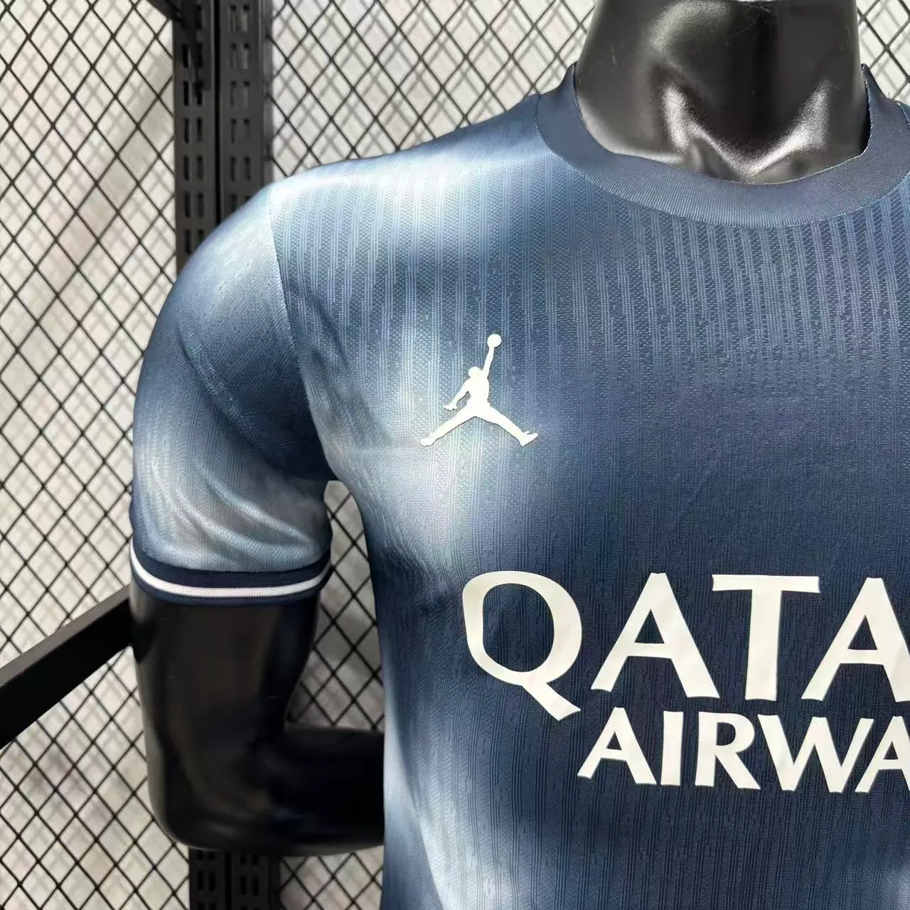 2026/2027 Oyuncu versiyonu Paris Saint-Germain Özel sürüm 07 Futbol forması 1:1 Tayland kalitesi - Görsel 6