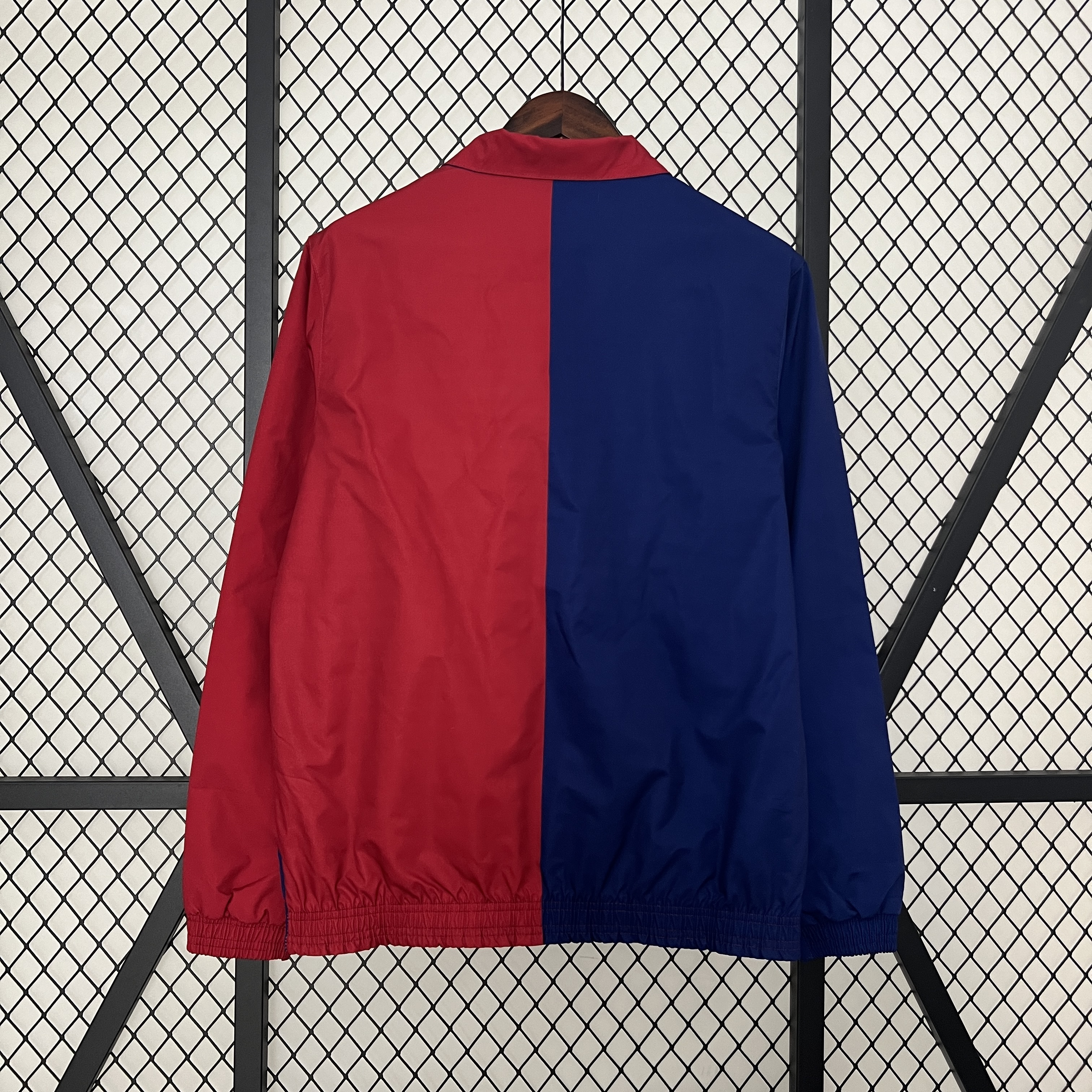 2025/2026 Barcelona Wendbar Windjacke Fußballtrikot 1:1 Thai-Qualität 06 – Bild 10