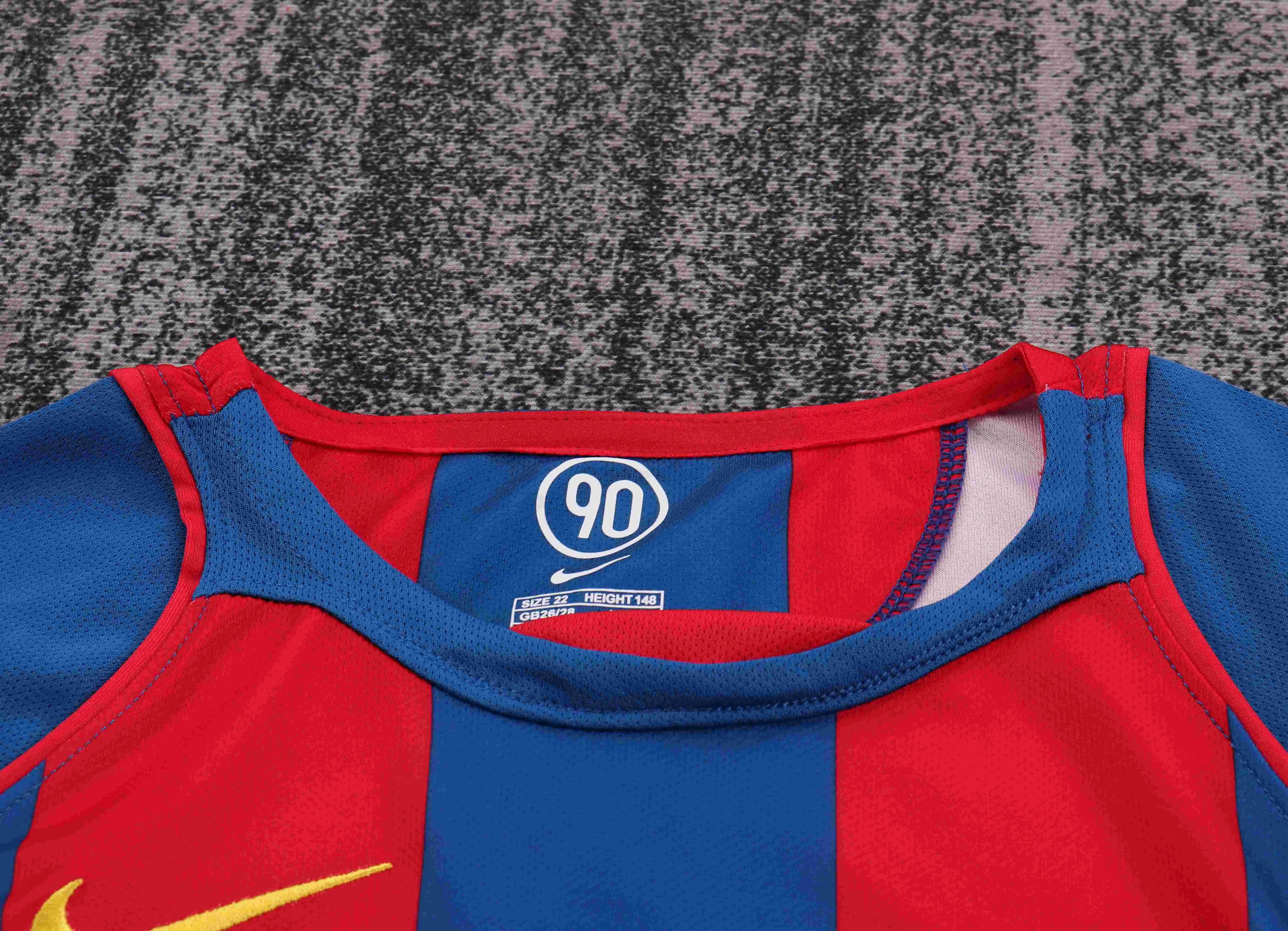 2004-2005 Retro Barcelona Casa Maglia da calcio Qualità thai 1:1 Taglia bambino - immagine 3