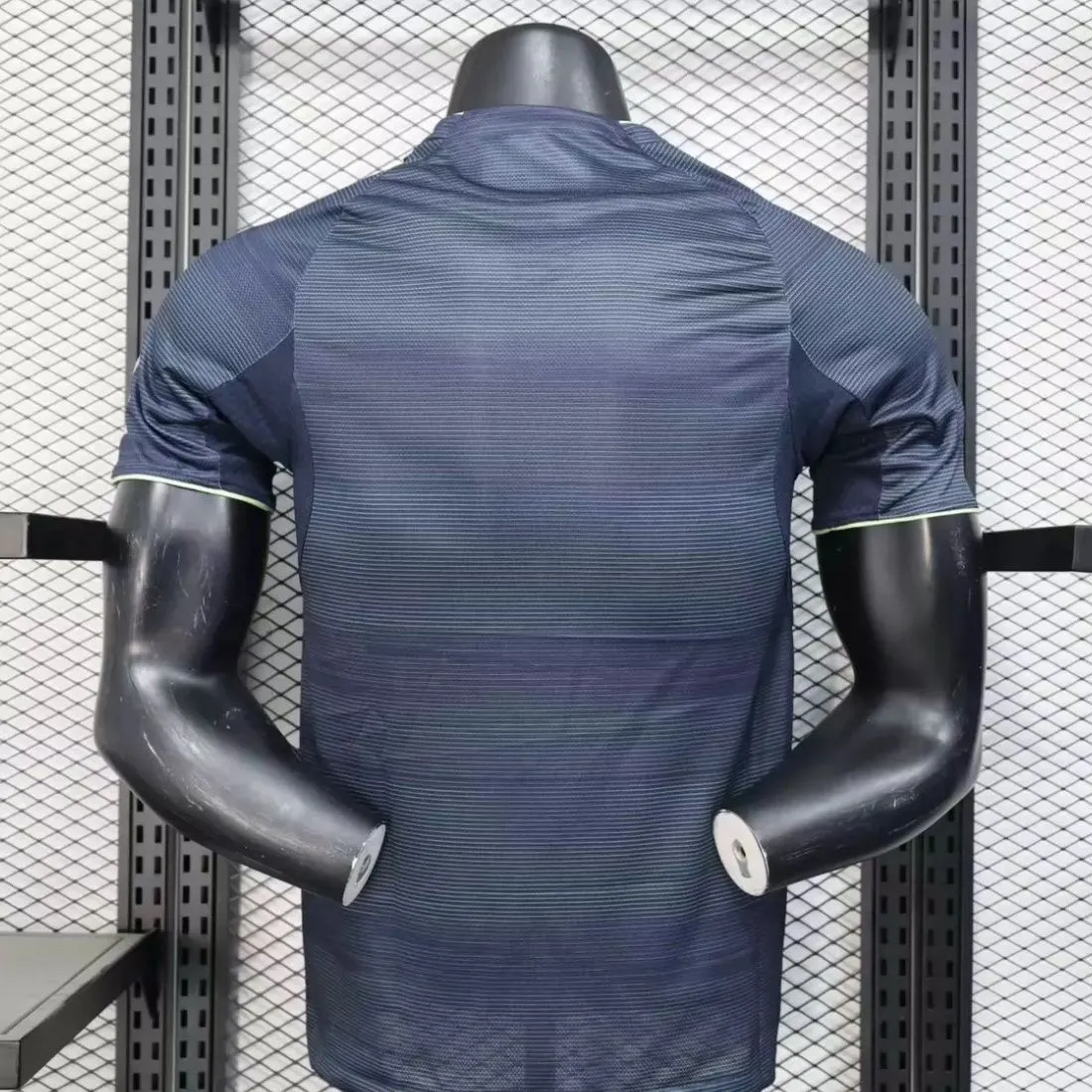 2025/2026 Oyuncu versiyonu Real Madrid Deplasman Futbol forması 1:1 Tayland kalitesi - Görsel 3