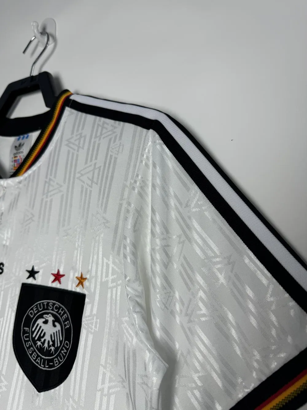 1996 Retro Fußballtrikot Deutschland Heim – Bild 4