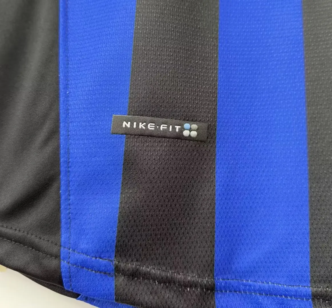 1998/1999 Retro Inter Milan Home Football Jersey 1:1 Thai Quality - Image 9