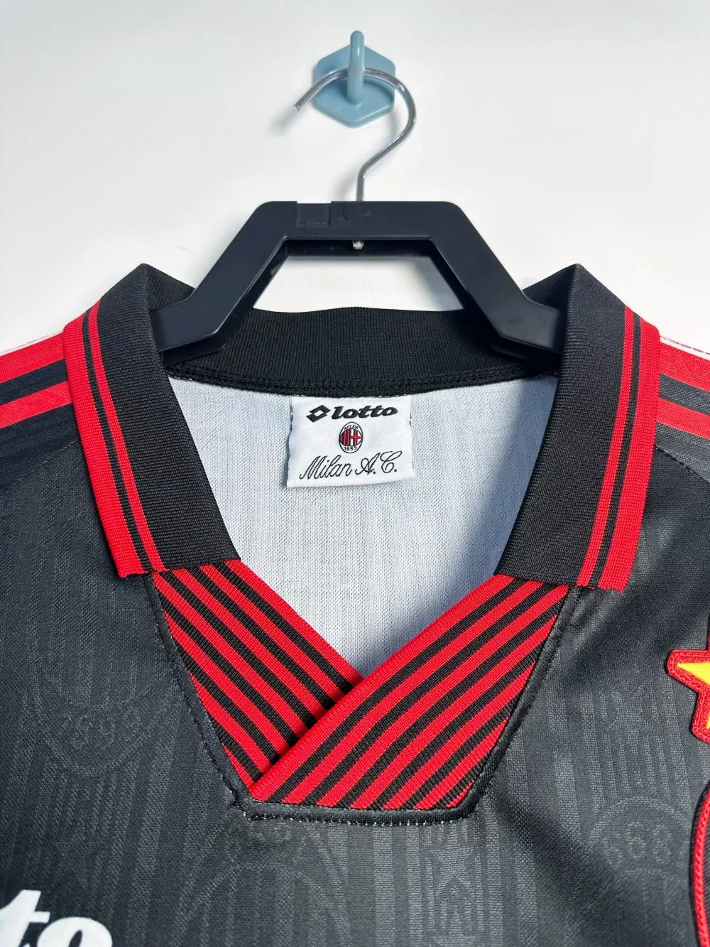 1997/1998 Retro AC Milan Speciale editie Zwart Voetbalshirt 1:1 Thaise kwaliteit - Afbeelding 3