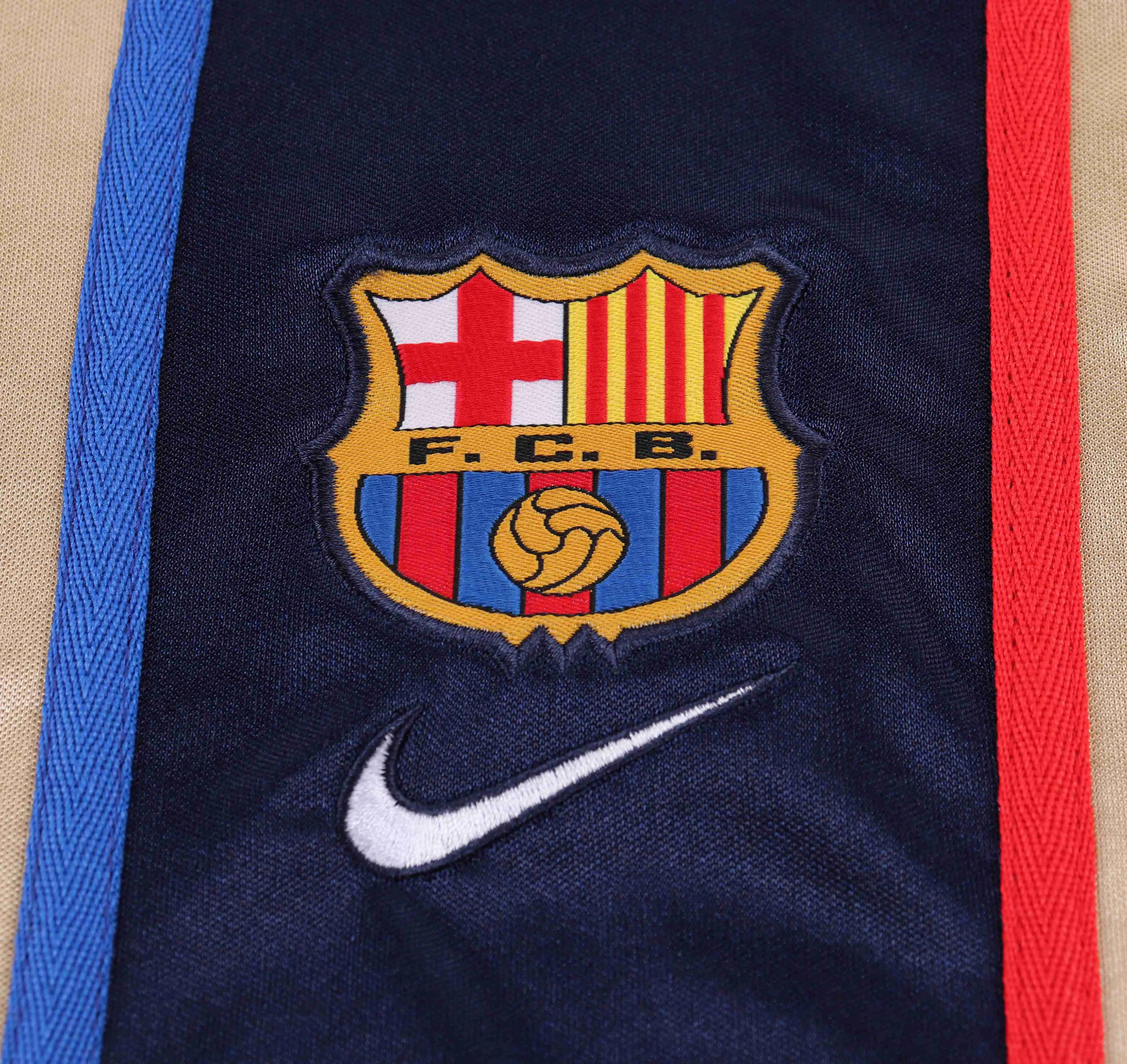 2001-2002 Retro Barcelona Auswärts Fußballtrikot 1:1 Thai-Qualität Kindergröße – Bild 4