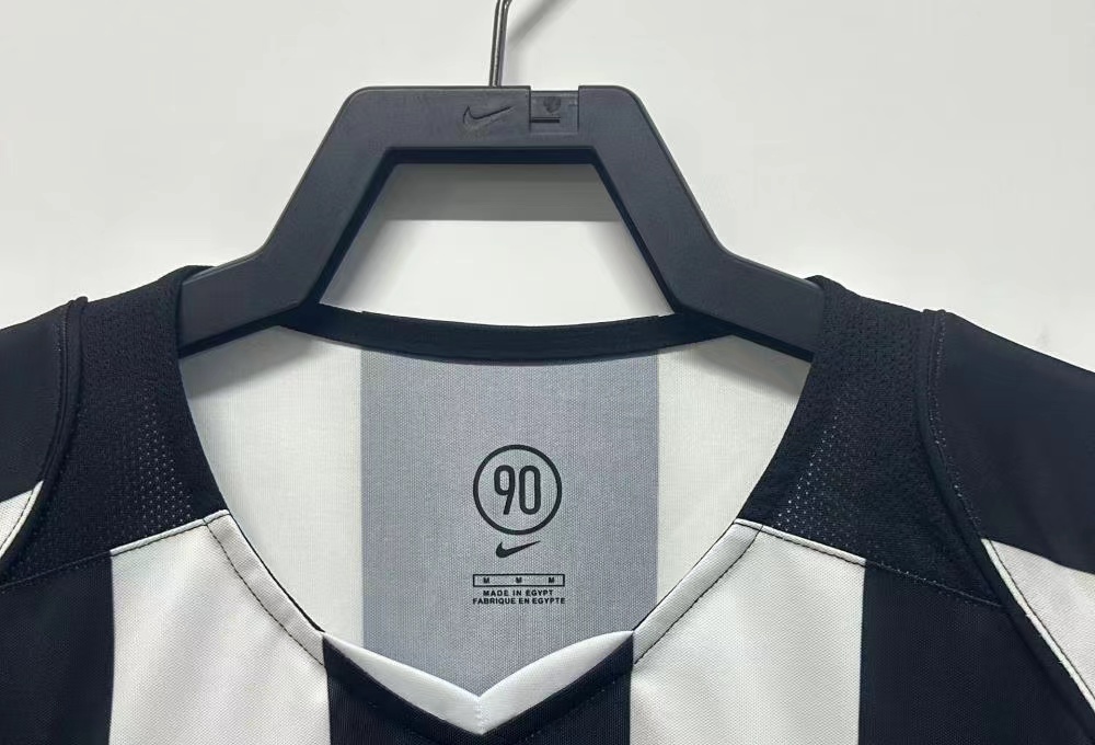 2004/2005 Retro Juventus Heim Fußballtrikot 1:1 Thai-Qualität – Bild 3
