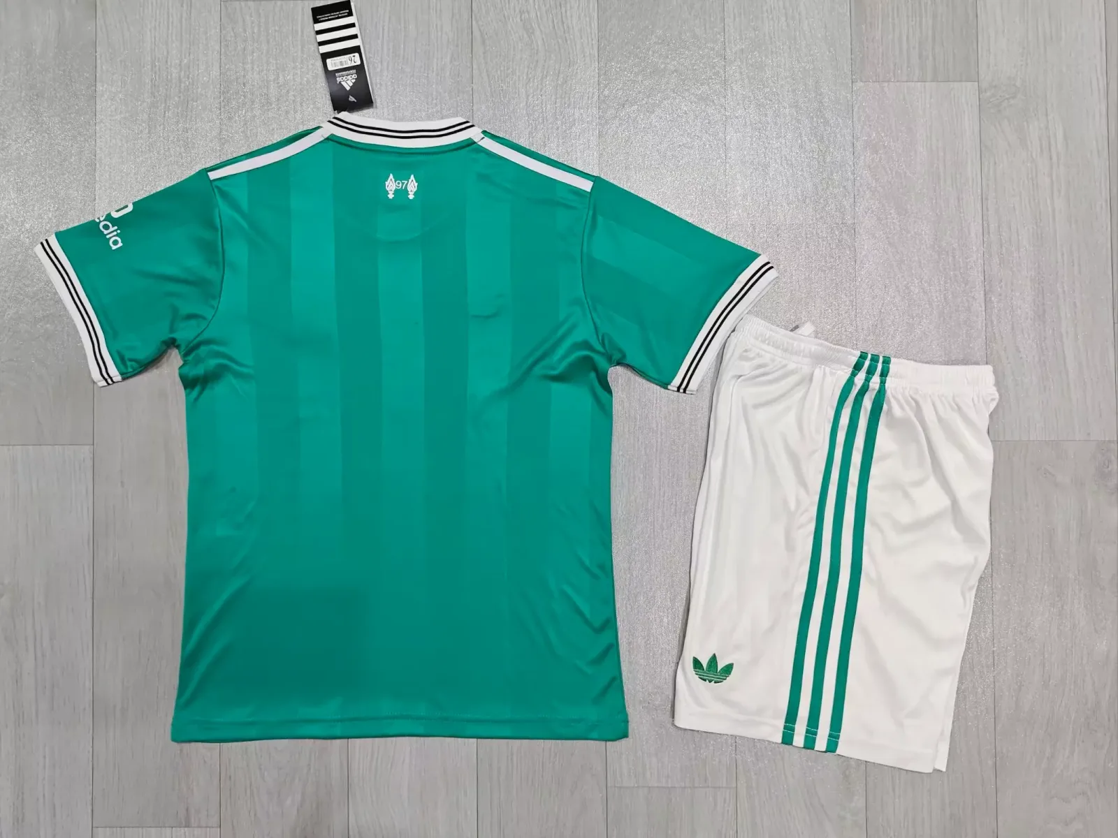 2025/2026 Liverpool Tercera Visitante Camiseta de fútbol Calidad tailandesa 1:1 Talla infantil - Imagen 3