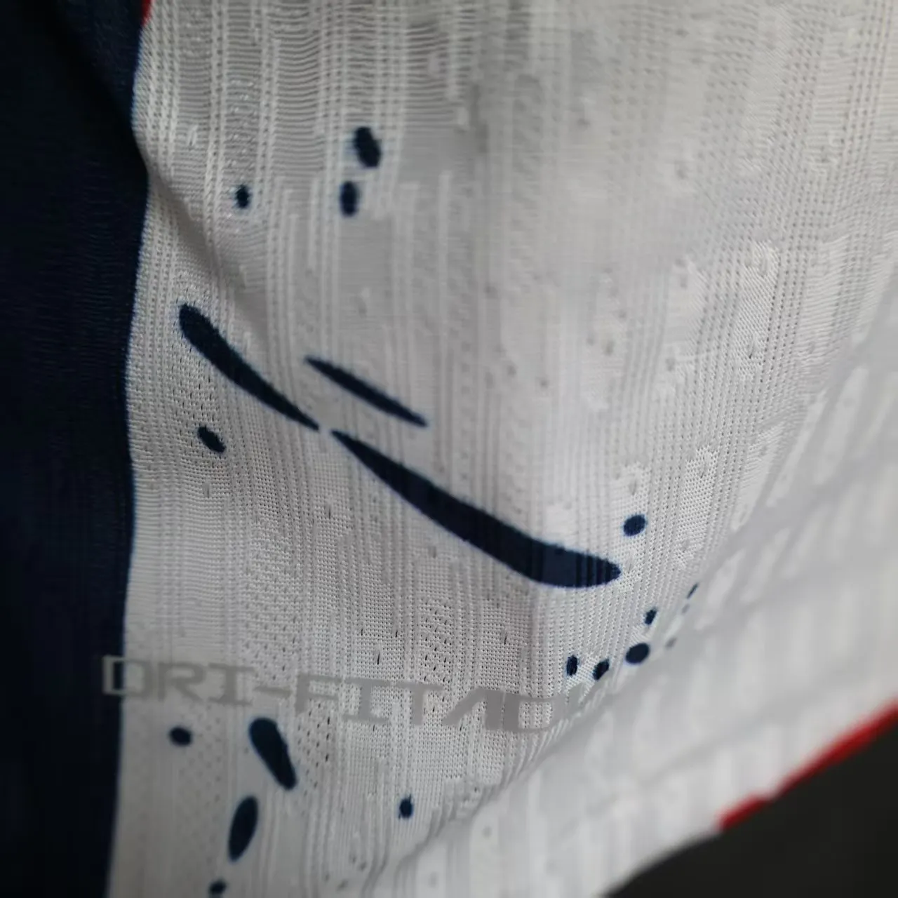 2025/2026 Versão jogador Paris Saint-Germain Edição especial 11 Camisa de futebol Qualidade tailandesa 1:1 - Image 9