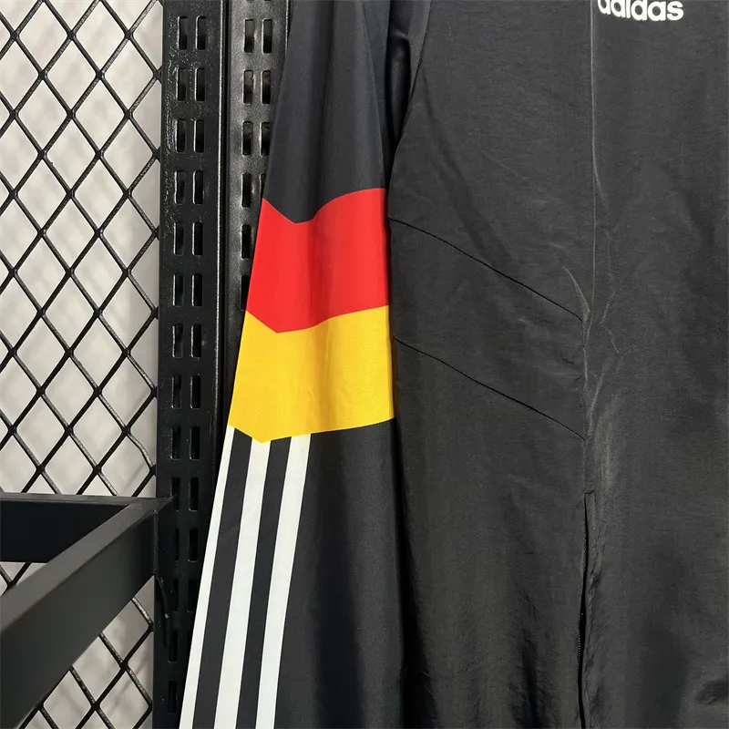 2024-2025 Germany Windbreaker Soccer Jersey Black - Image 5