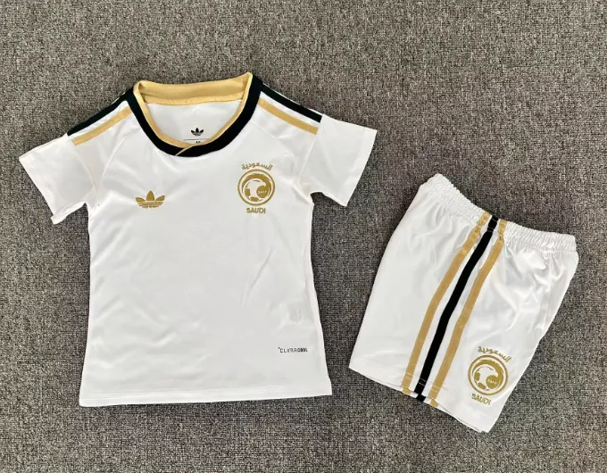 2026 Arábia Saudita Fora Camisa de futebol Qualidade tailandesa 1:1 Tamanho infantil