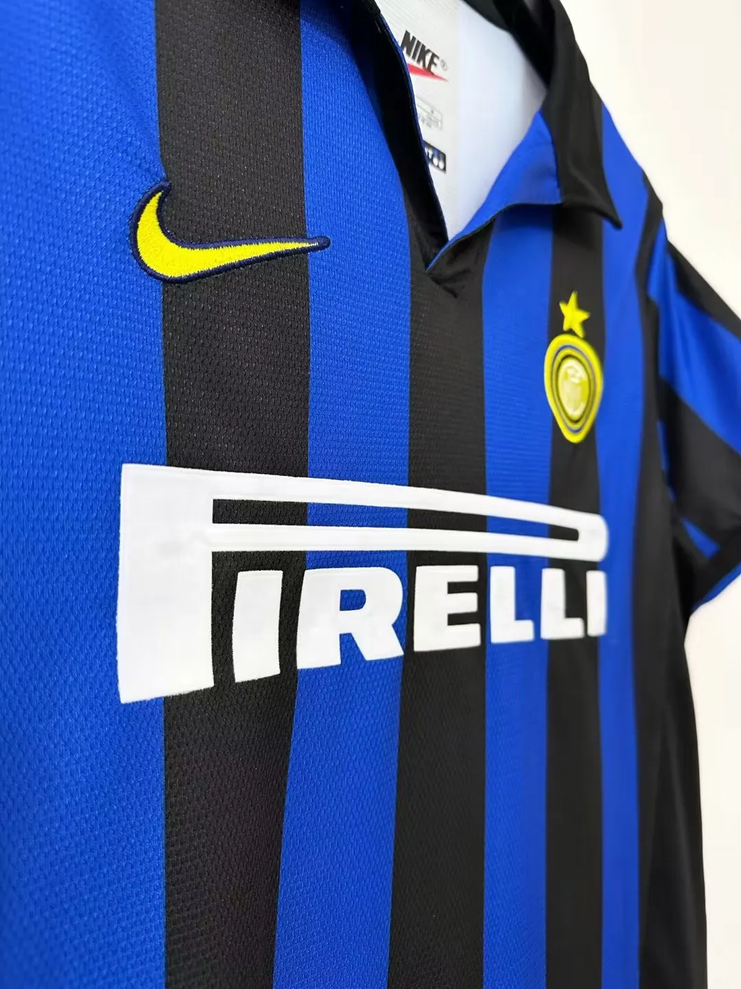 1998/1999 Retro Inter Milan Home Football Jersey 1:1 Thai Quality - Image 4