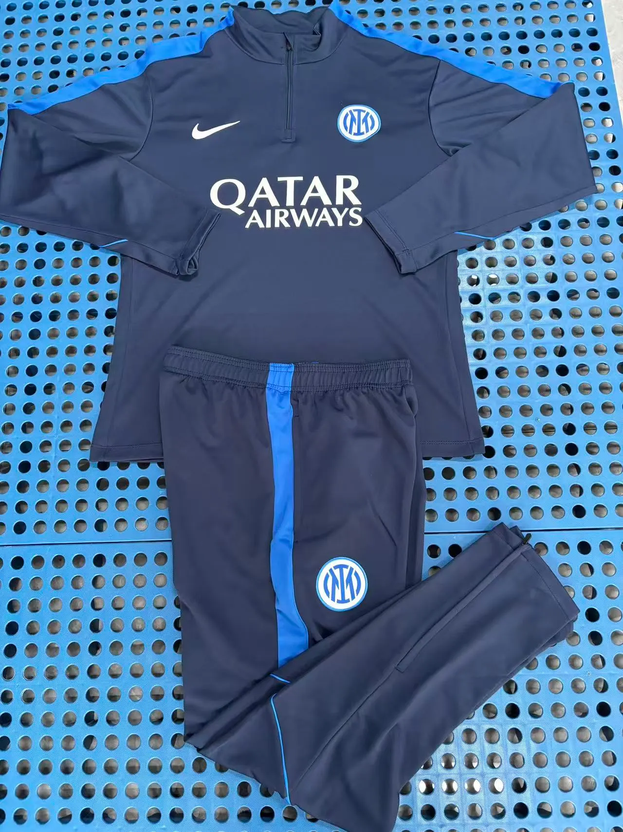2026/2027 Inter Milan Half-Pull Training Suit Royal blue Football Jersey 1:1 Thai Quality Set - Image 3