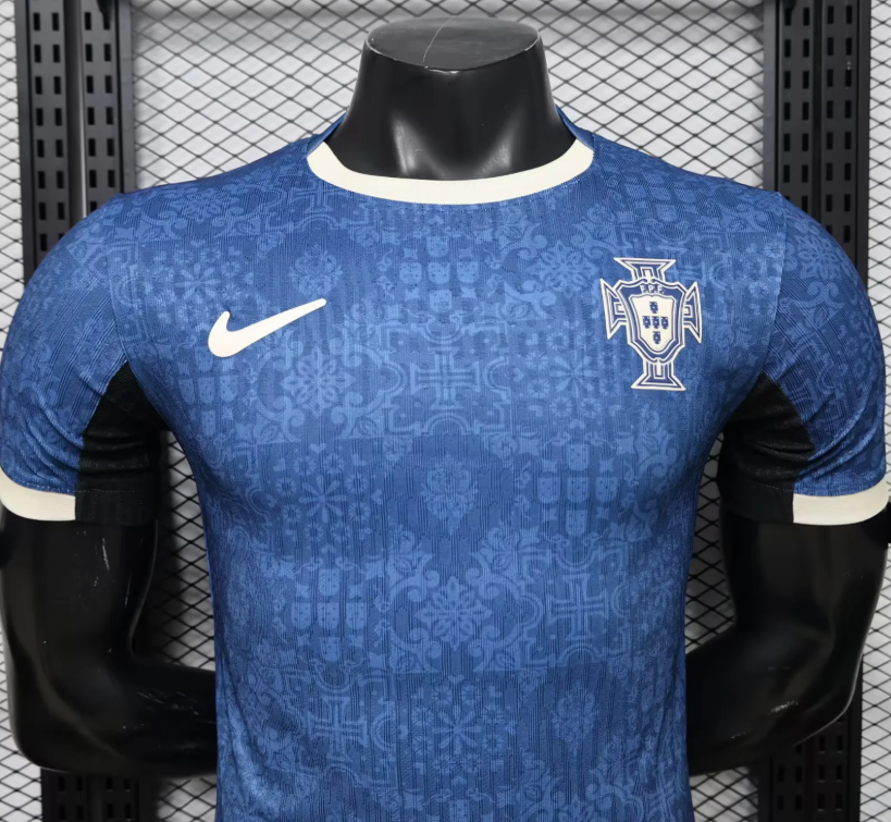 2026 Version joueur Portugal Édition spéciale 01 Maillot de football Qualité thaï 1:1 – Image 3