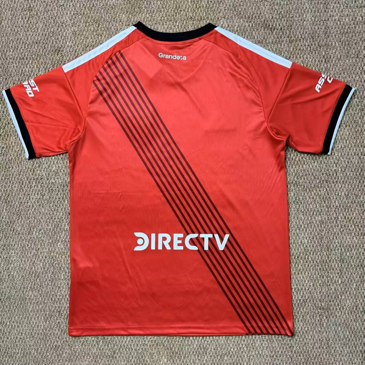2026-2027 River Plate Tercera Visitante Camiseta de fútbol Calidad tailandesa 1:1 - Imagen 2
