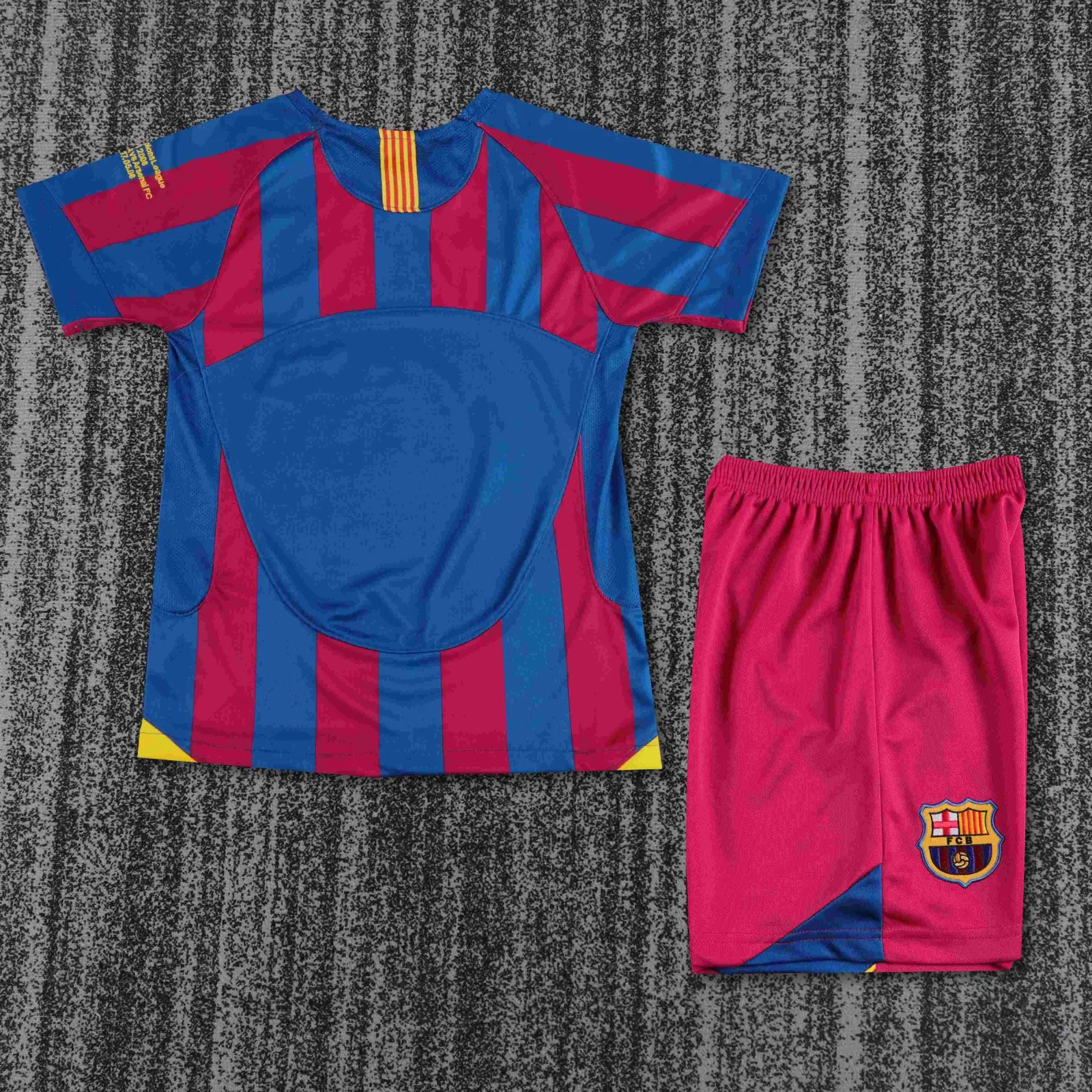 2005-2006 Retro Barcelona Heim Fußballtrikot 1:1 Thai-Qualität Kindergröße – Bild 3