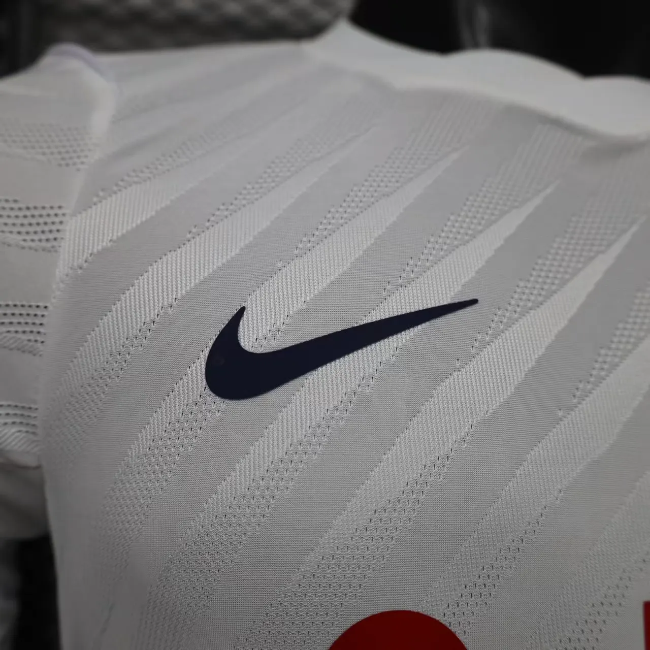 2026/2027 Versão jogador Tottenham Casa Camisa de futebol Qualidade tailandesa 1:1 - Image 4