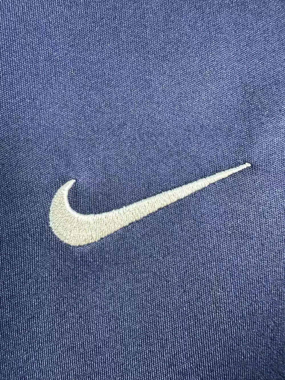 2002-2003 Retrô Barcelona Terceira Fora Camisa de futebol Qualidade tailandesa 1:1 - Image 5