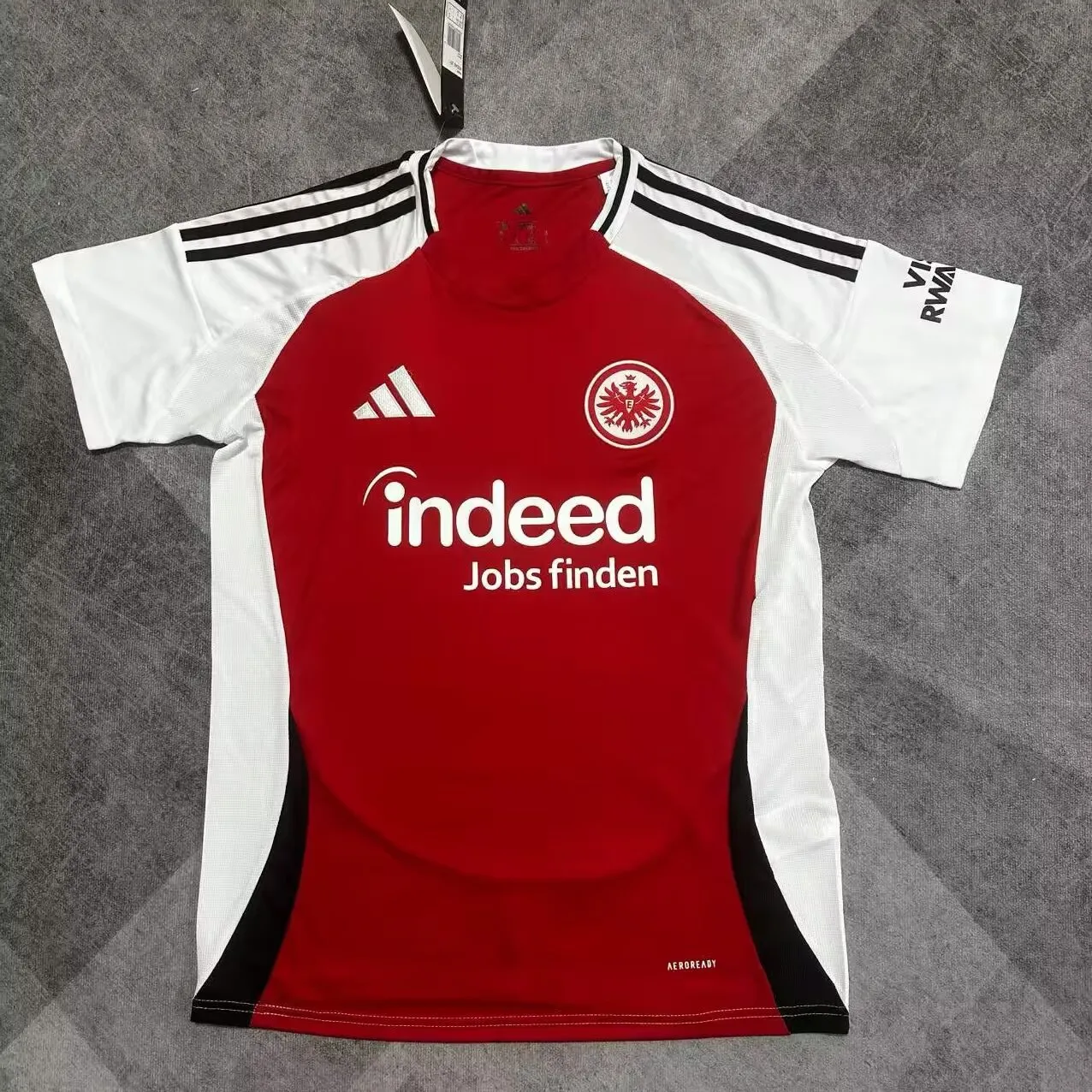 2025/2026 Frankfurt Home Football Jersey 1:1 Thai quality