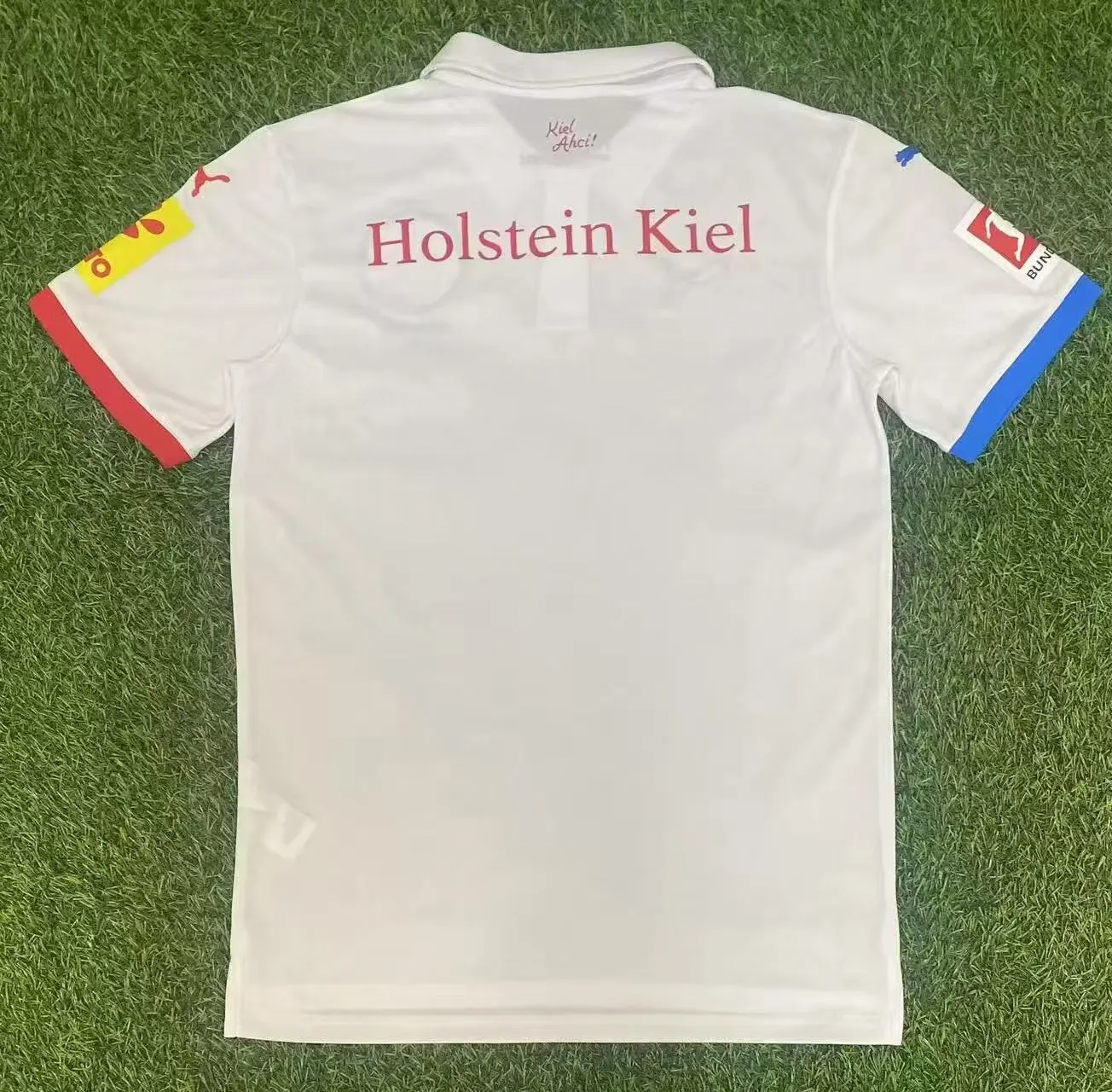 2025-2026 Holstein Kiel 125th Yıl dönümü Futbol forması 1:1 Tayland kalitesi - Görsel 2