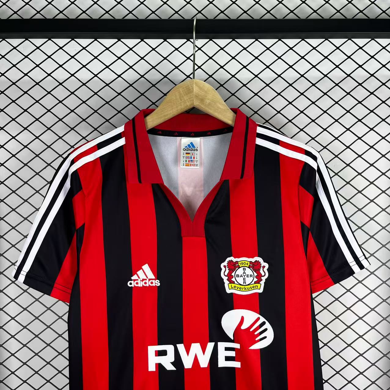 2001/2002 Retro Leverkusen Heim Fußballtrikot 1:1 Thai-Qualität 01 – Bild 3