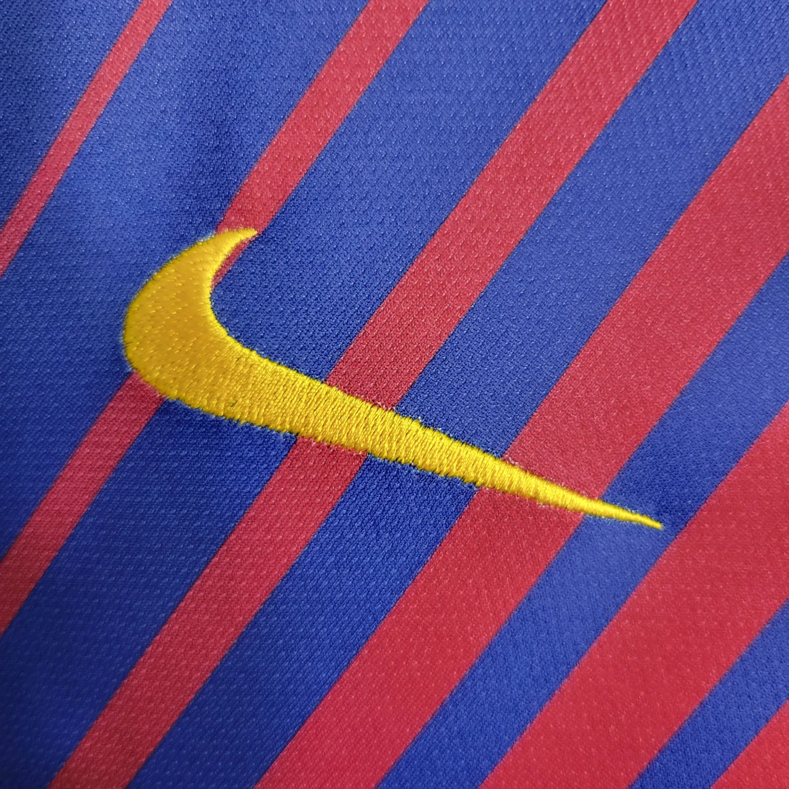 2017/2018 Retro Barcelona Casa Maglia da calcio Qualità thai 1:1 - immagine 6