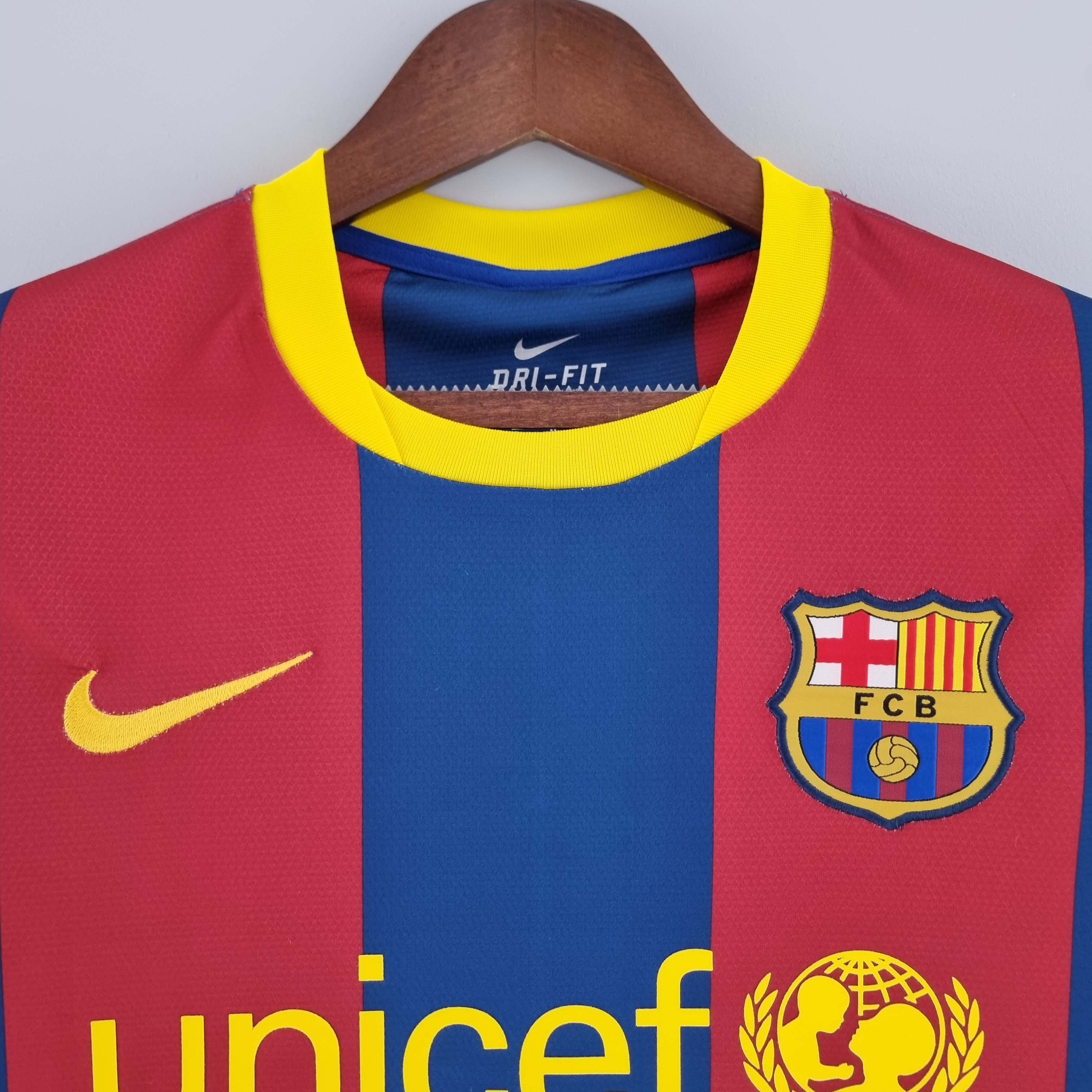 2010/2011 Ретро Длинный рукав Barcelona Домашняя Футбольная футболка Тайское качество 1:1 — изображение 3