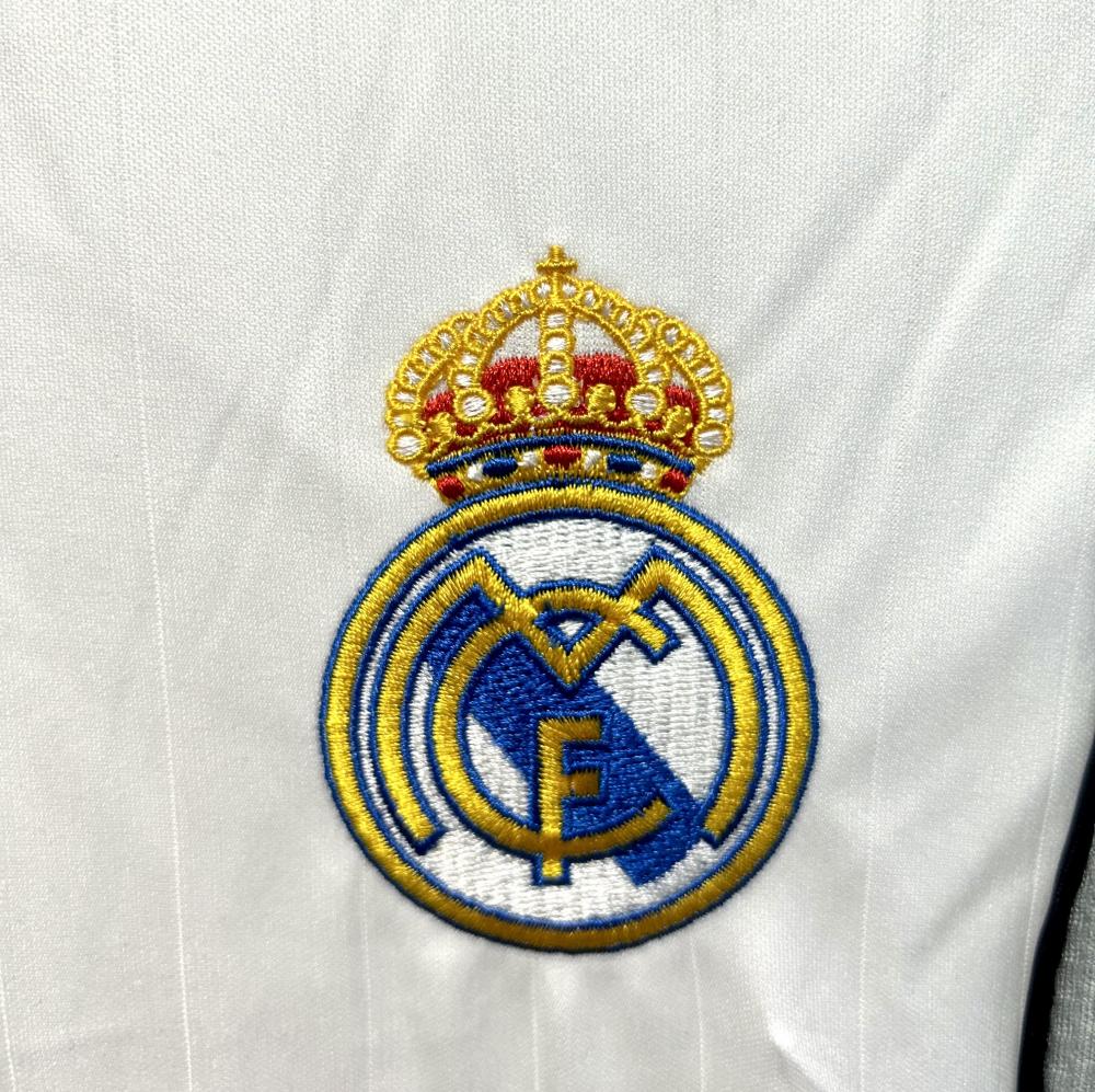 2006/2007 Retro Real Madrid Home Football Jersey 1:1 Thai Quality - Image 6