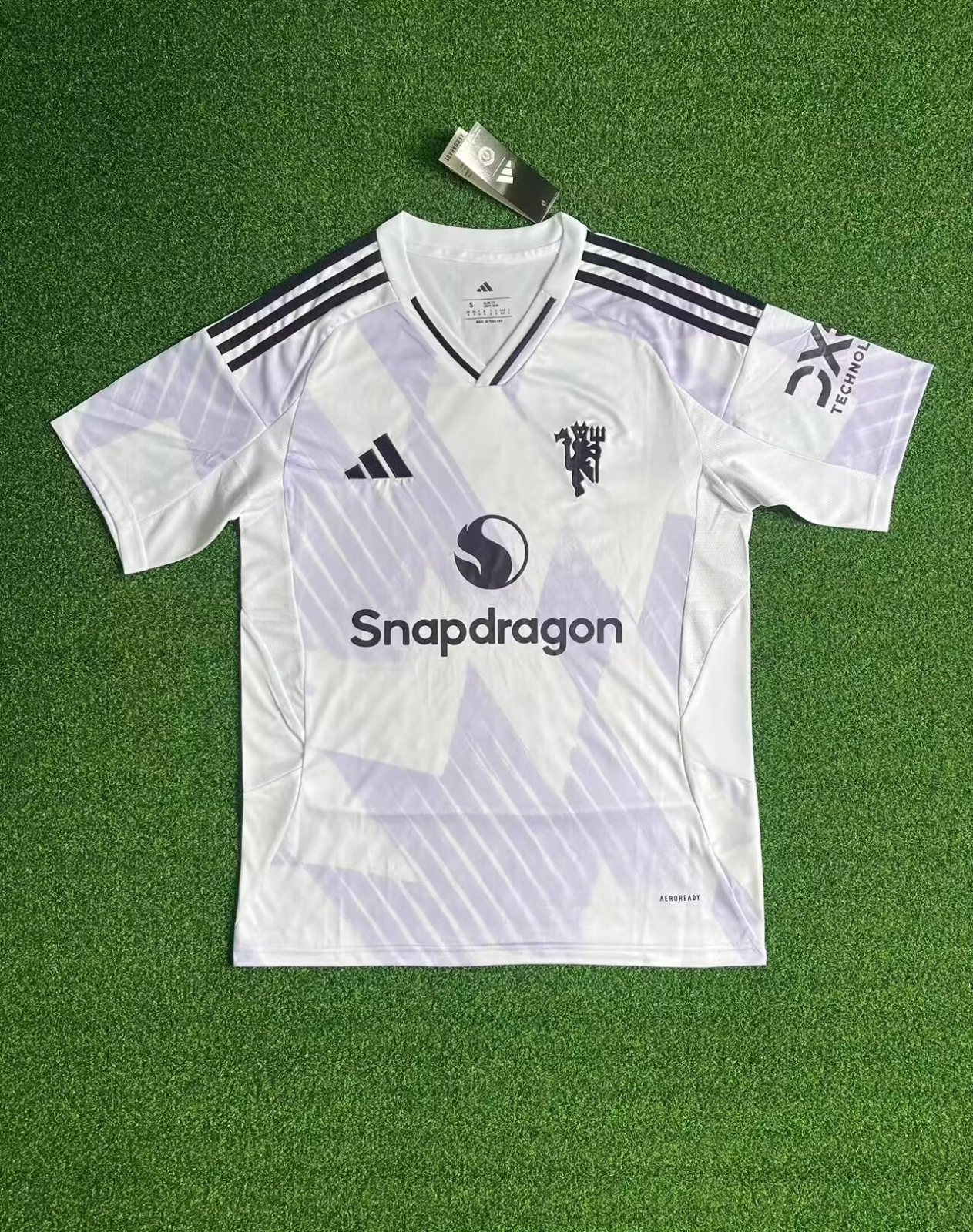 2025/2026 Manchester United Гостевая 01 Футбол Футбольная футболка Тайское качество 1:1