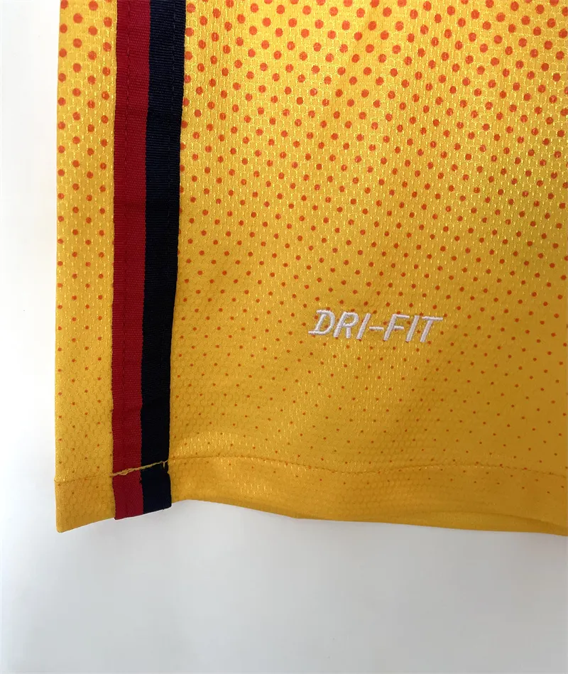 2012/2013 Retro Barcelona Away Football Shirt 1:1 Thai Quality - Image 7