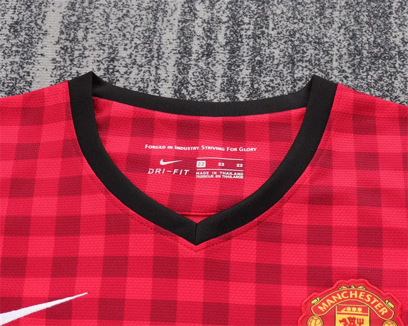 2012/2013 Retro Manchester United Home Football Shirt 1:1 Thai Quality Kids Size - Image 3