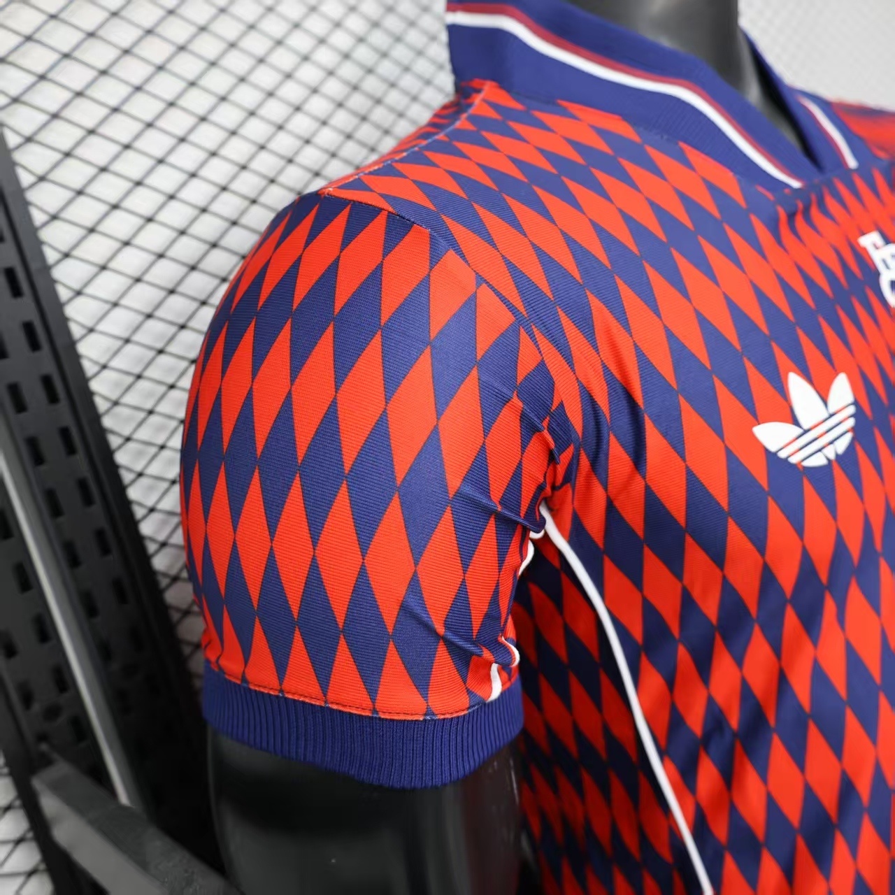 2025/2026 Versão jogador Bayern Munich Edição especial 02 Camisa de futebol Qualidade tailandesa 1:1 - Image 3