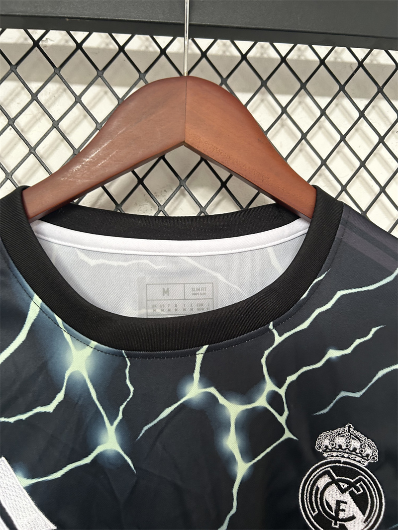 2024/2025 Real Madrid Leopard Edição especial Camisa Verde Qualidade tailandesa 1:1 - Image 3
