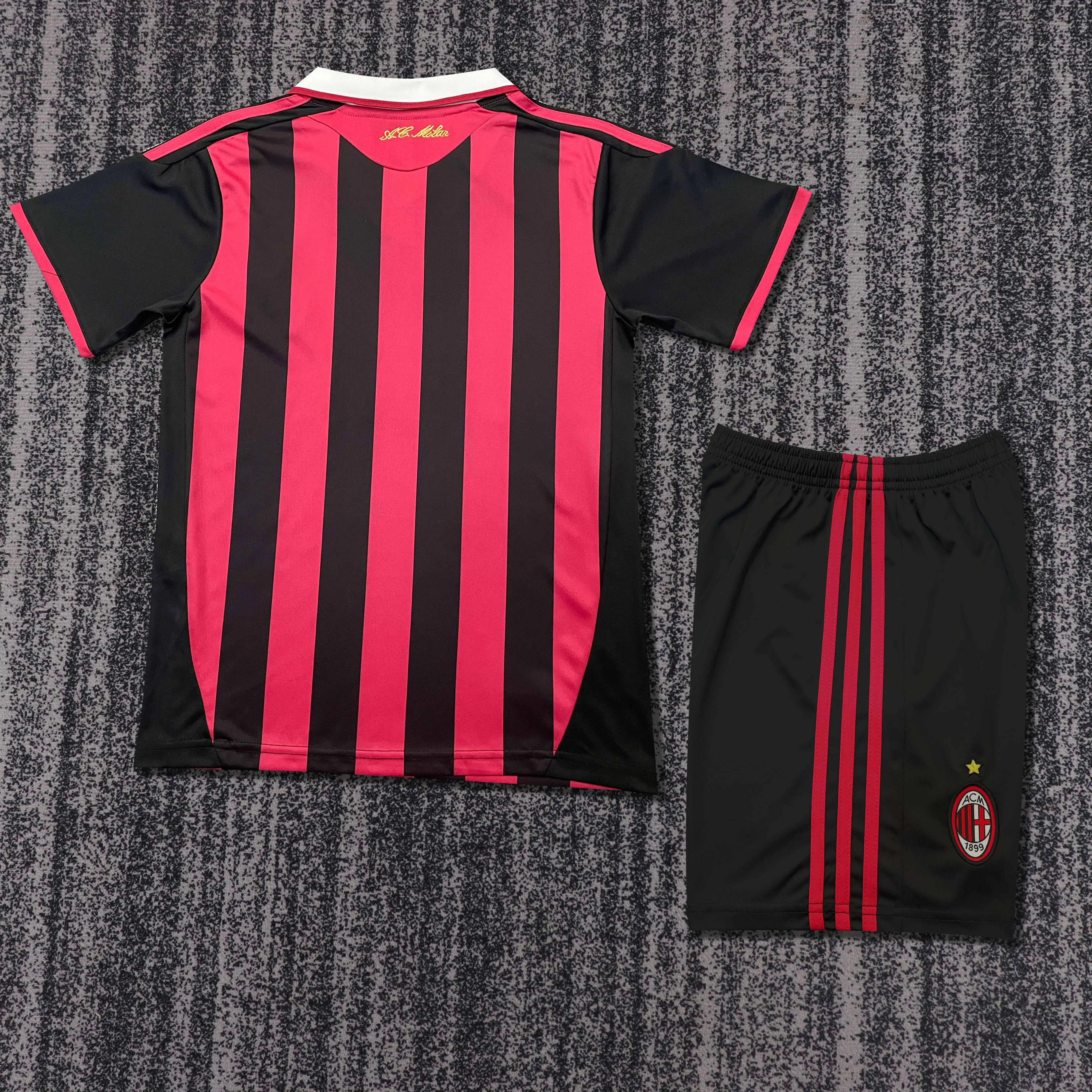 2009-2010 Retro AC Milan Home Football Shirt 1:1 Thai Quality Kids Size - Image 2
