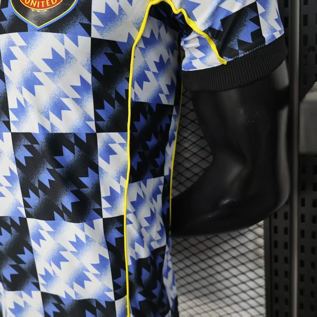 2025/2026 Spielerversion Manchester United Sonderedition 02 Fußballtrikot 1:1 Thai-Qualität – Bild 8