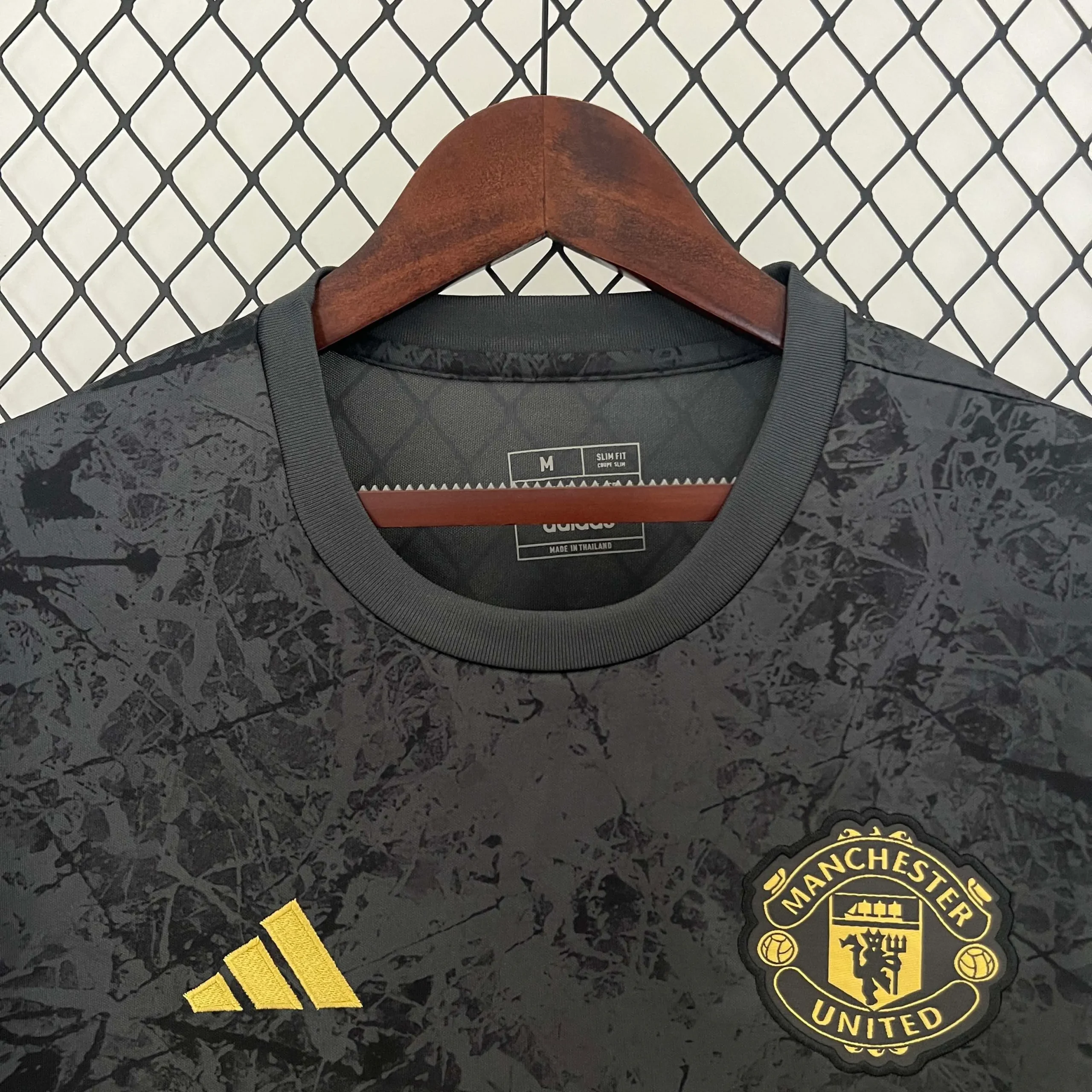 2024/2025 Manchester United Edición especial Negro Camiseta de fútbol Calidad tailandesa 1:1 - Imagen 4
