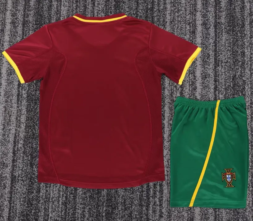 2000 Retro Portogallo Casa Maglia da calcio Qualità thai 1:1 Taglia bambino - immagine 2