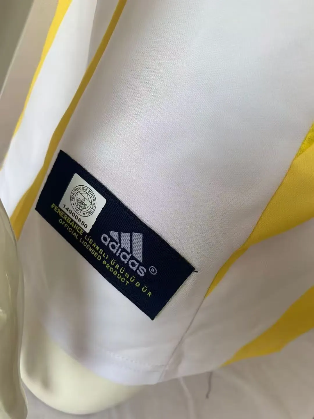 2007/2008 Retro Fenerbahce Auswärts Fußballtrikot 1:1 Thai-Qualität – Bild 7