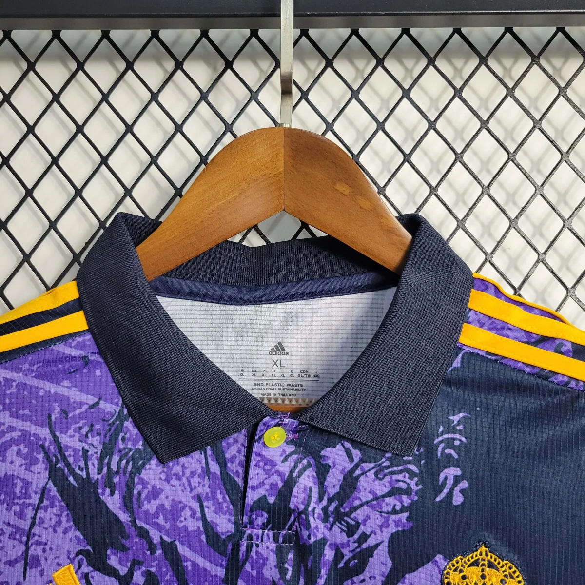 2023/2024 Real Madrid Purple Special Edition Football Shirt - Image 6