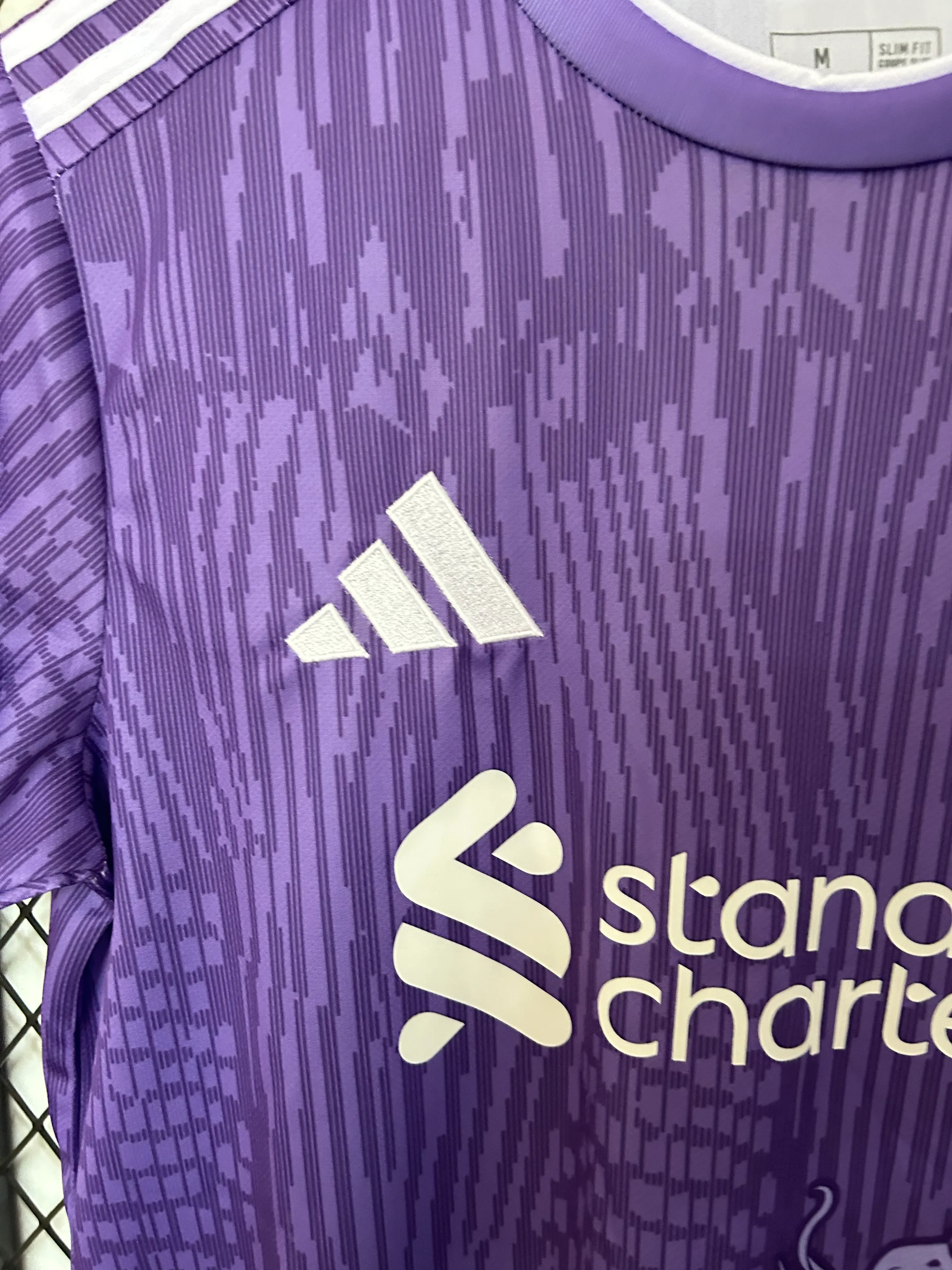 2025/2026 Liverpool Speciale editie 01 Voetbalshirt 1:1 Thaise kwaliteit - Afbeelding 4