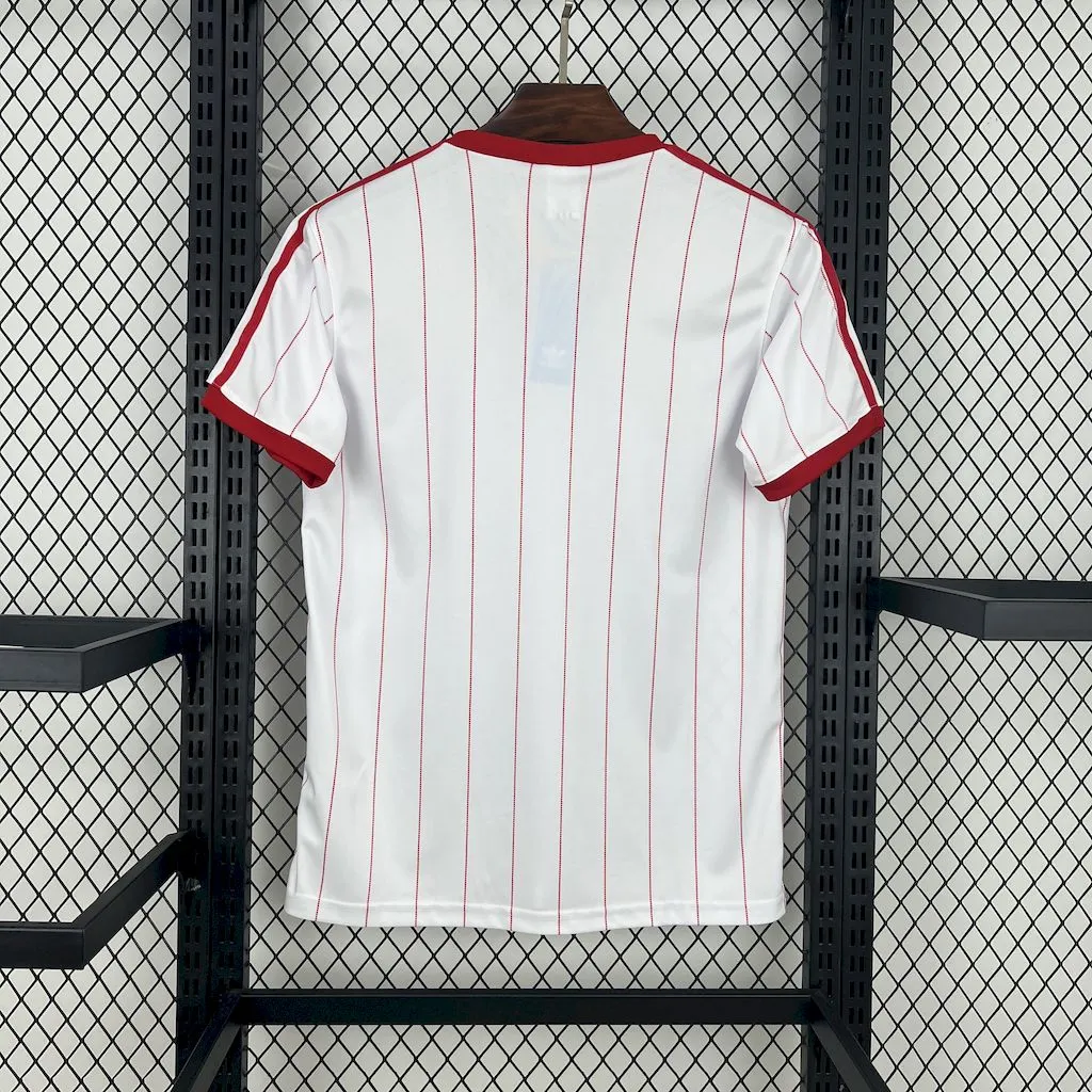 1983-1984 Retro Hamburger SV Thuis Voetbalshirt 1:1 Thaise kwaliteit - Afbeelding 2