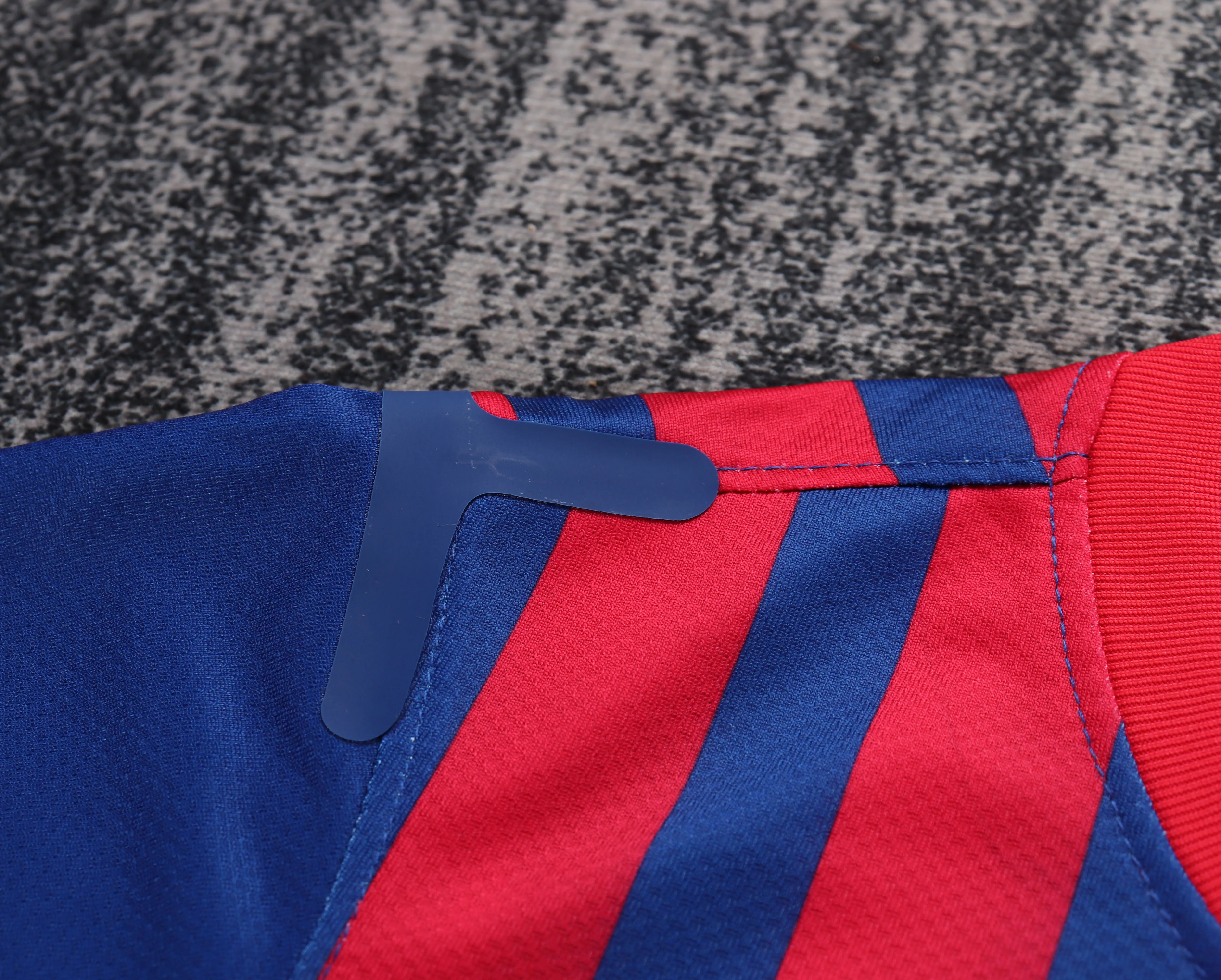 2011/2012 Retro Barcelona Home Football Shirt 1:1 Thai Quality Kids Size - Image 8