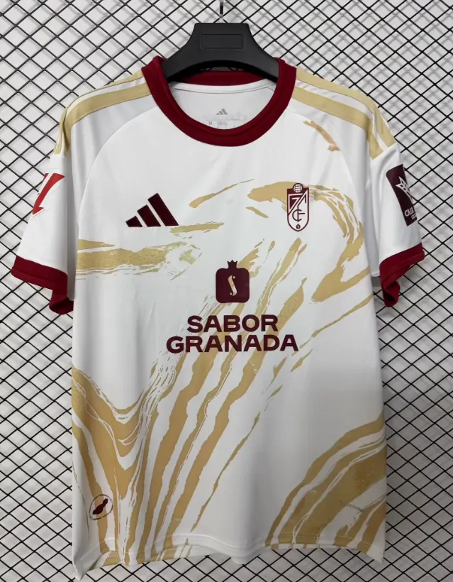 2026/2027 Granada Terceira Fora Camisa de futebol Qualidade tailandesa 1:1