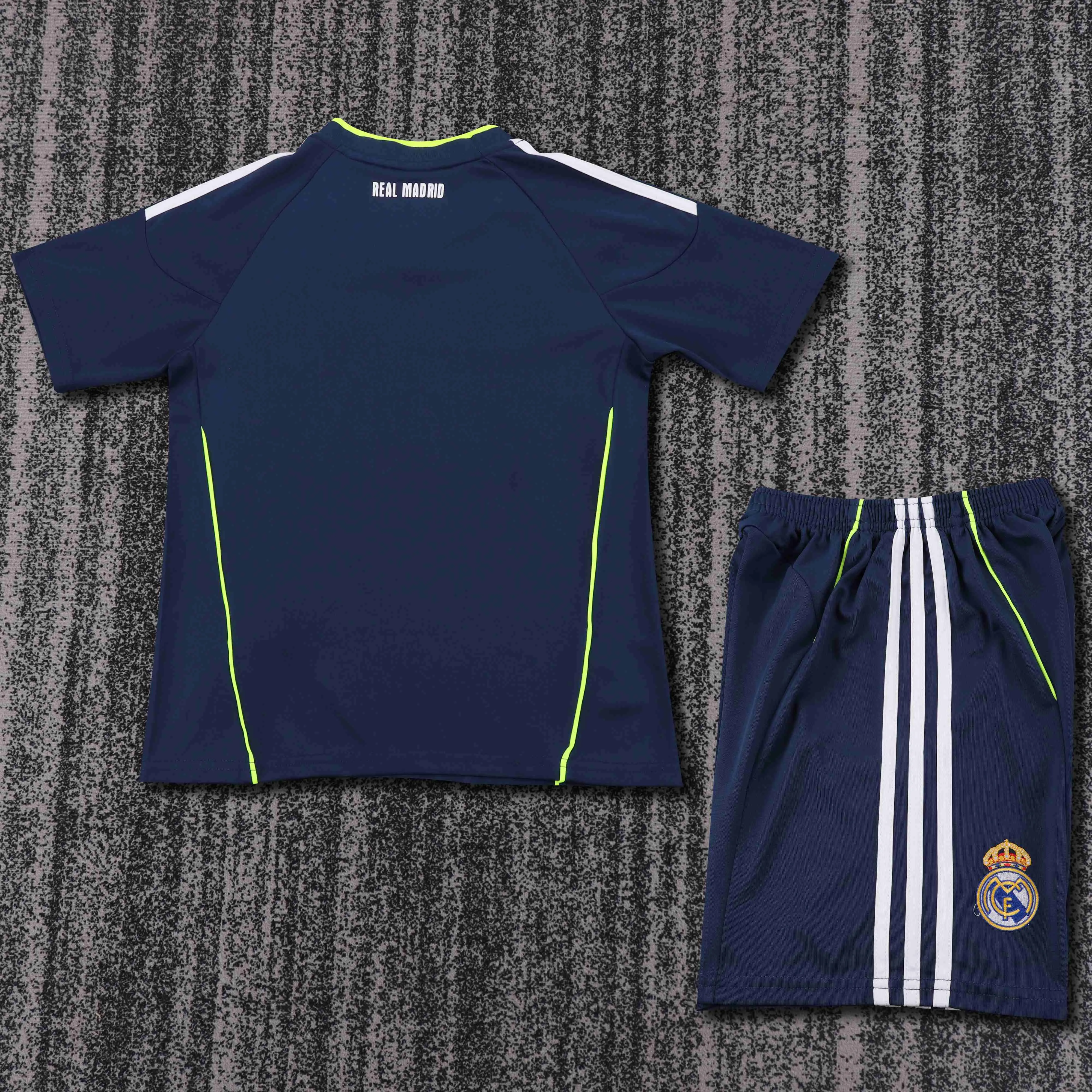 2010-2011 Retro Real Madrid Visitante Camiseta de fútbol Calidad tailandesa 1:1 Talla infantil - Imagen 2