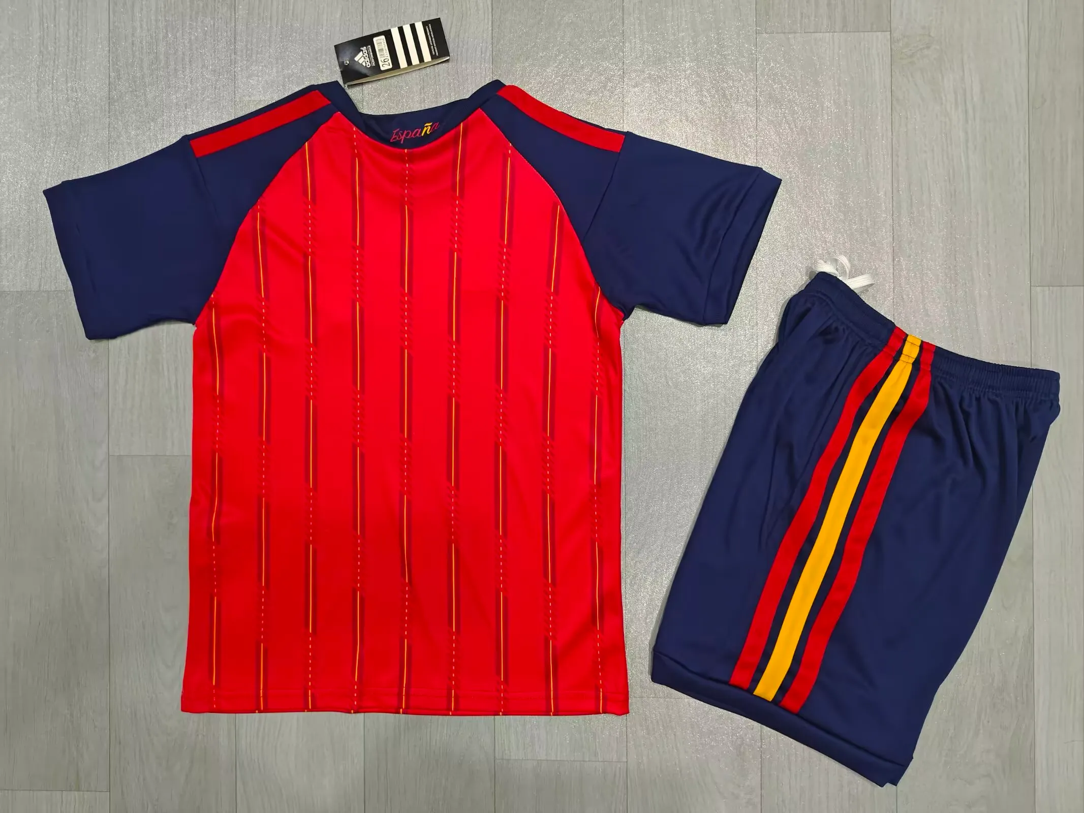 2026-2027 Spain Home Football Shirt 1:1 Thai Quality Kids Size - Image 3