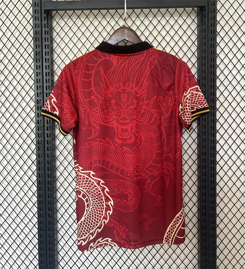 2024/2025 Real Madrid Rosso Dragon Edizione speciale Maglia Verde Qualità thai 1:1 - immagine 2