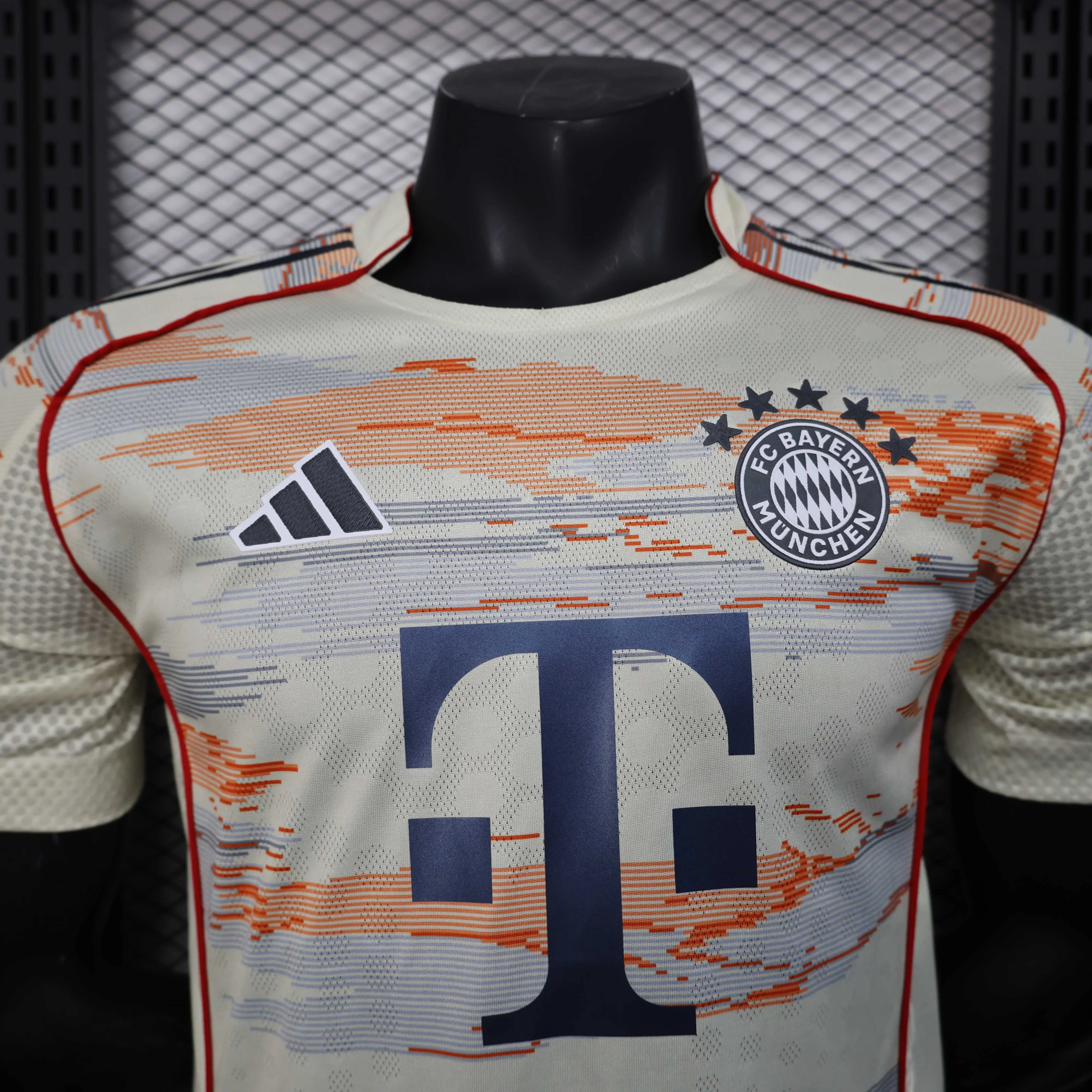 2025/2026 Version joueur Bayern Munich Extérieur Maillot de football Qualité thaï 1:1 – Image 3