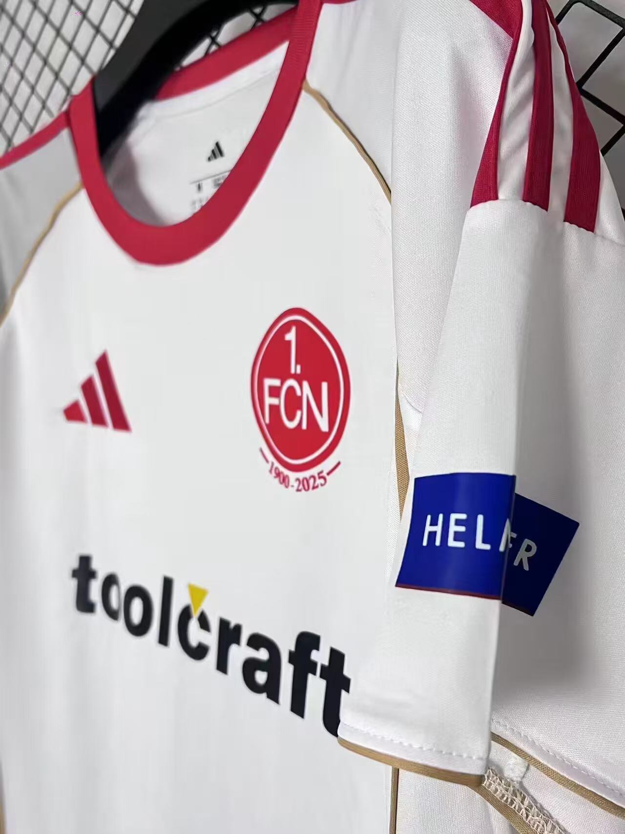 2025-2026 FC Nürnberg Auswärts Fußballtrikot 1:1 Thai-Qualität – Bild 3